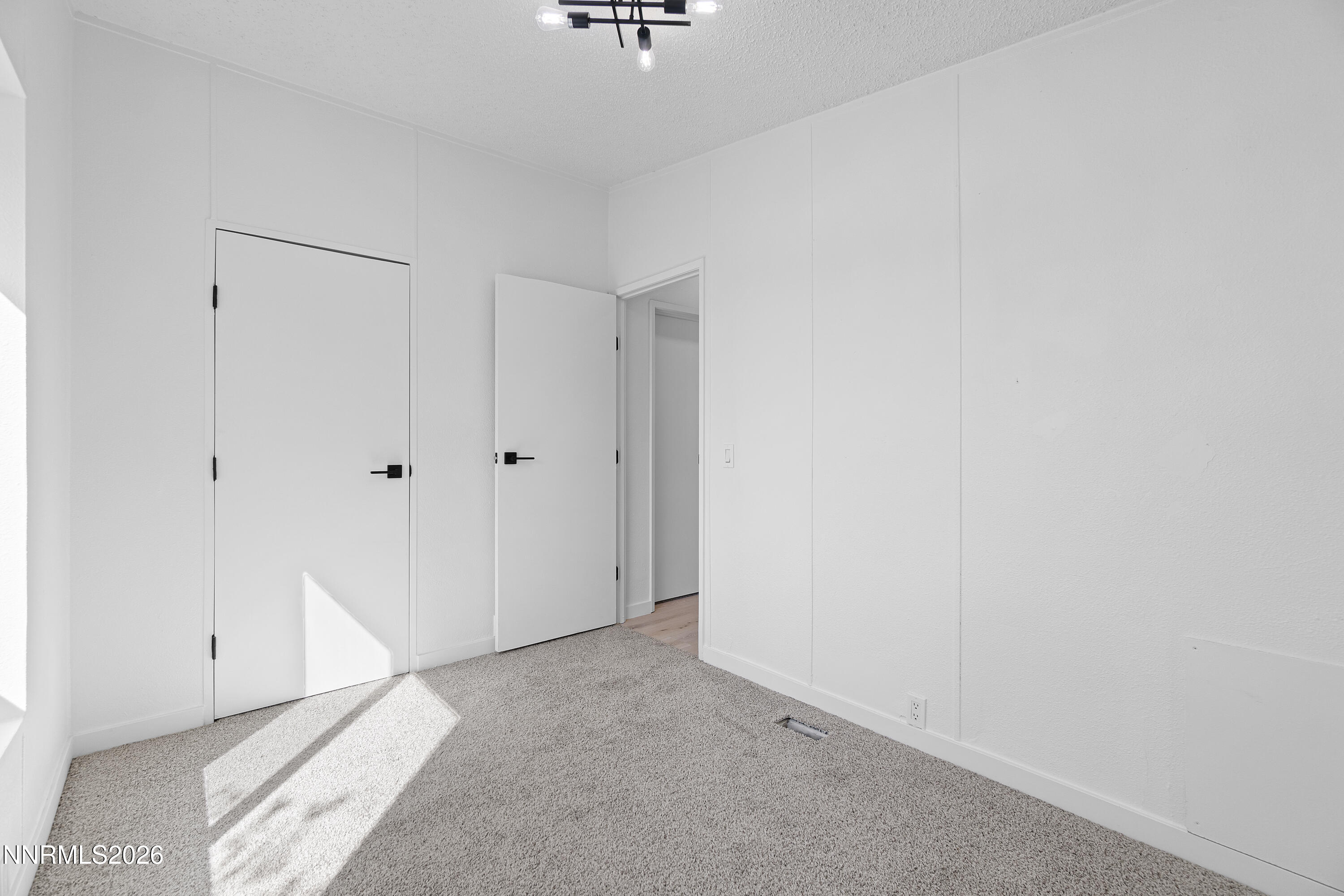 3814 Amber Street Property Photo 25