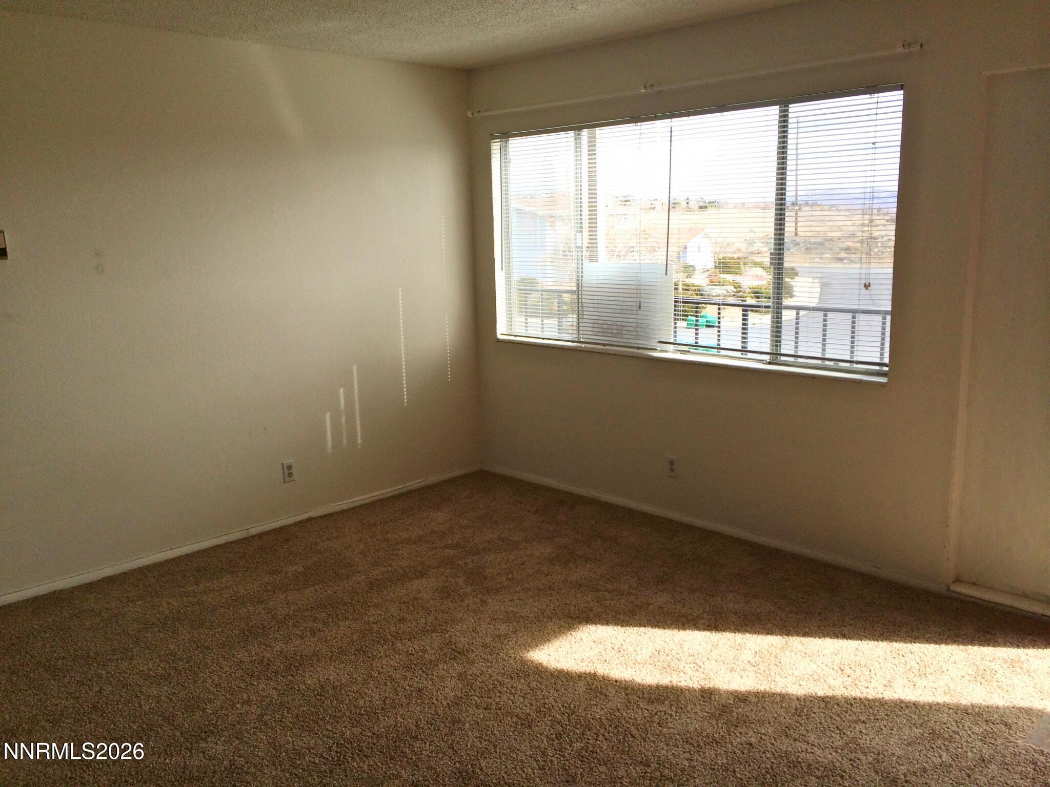 3281 Gypsum Road Property Photo 2