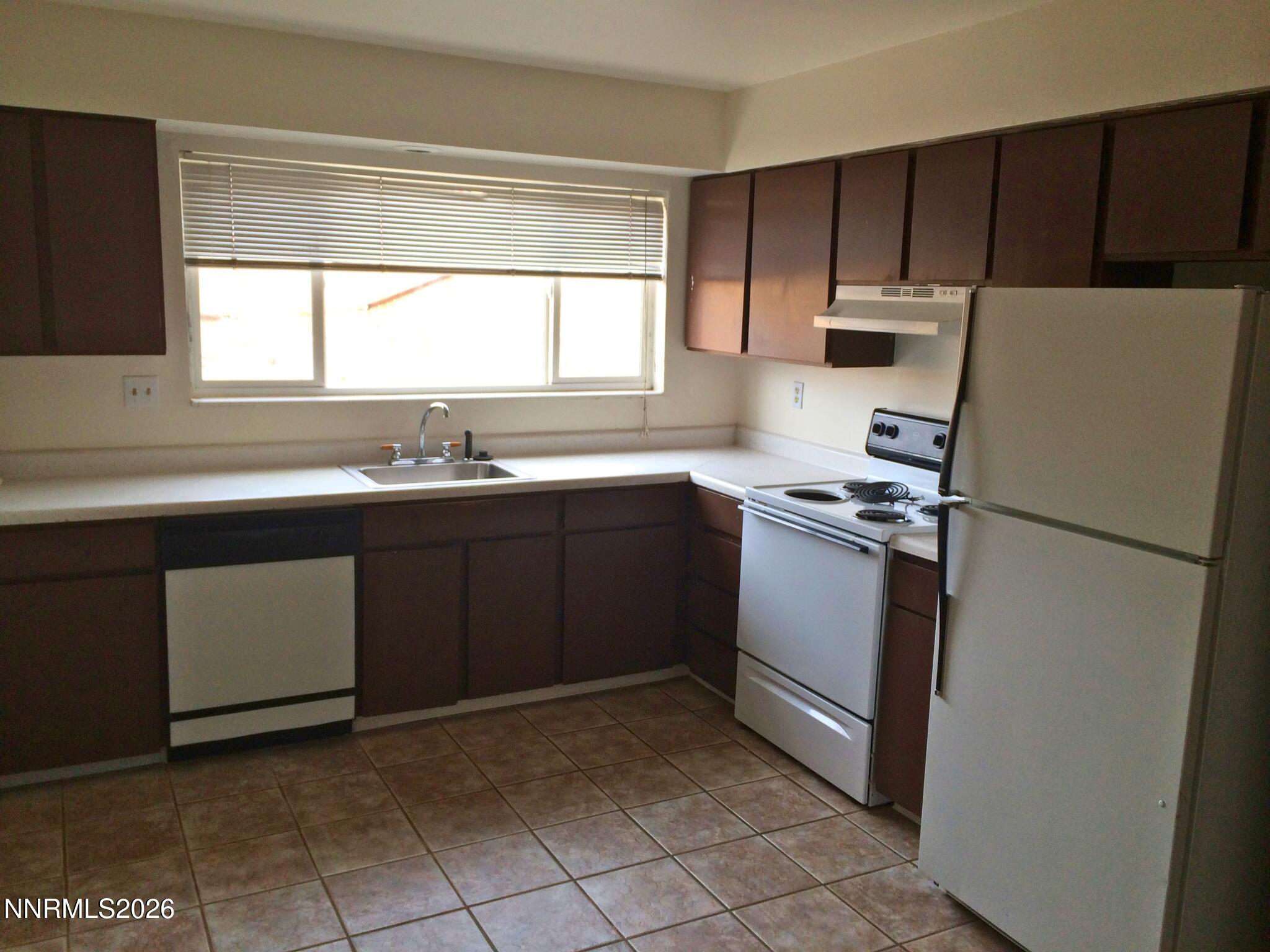 3281 Gypsum Road Property Photo 5