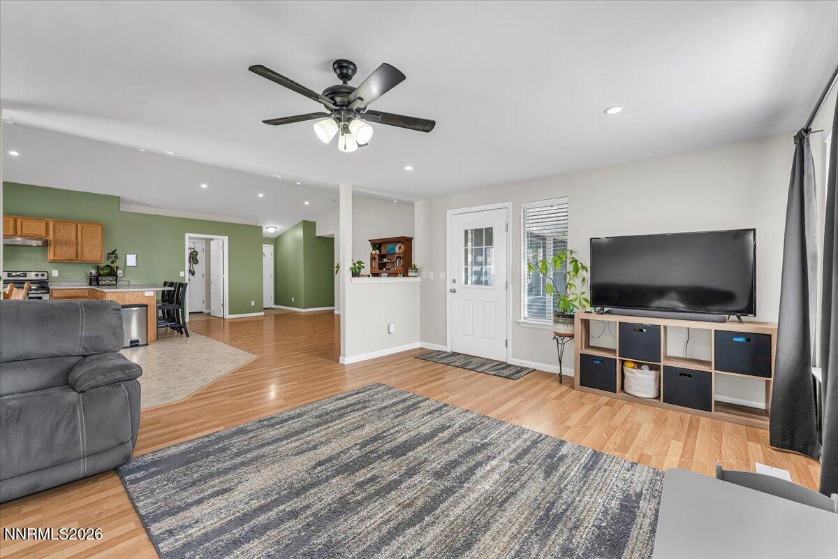 1466 Grey Bluffs Drive Property Photo 16