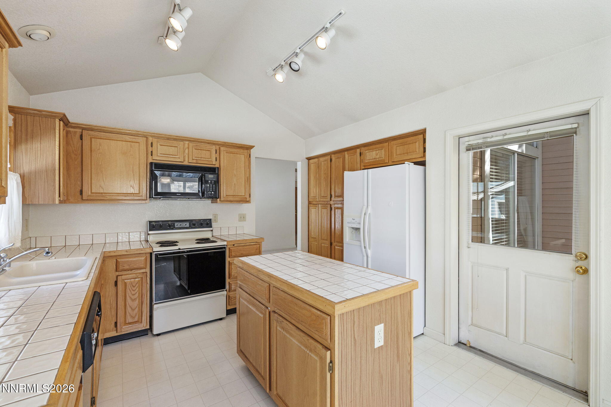 3349 Spring Creek Circle Property Photo 23