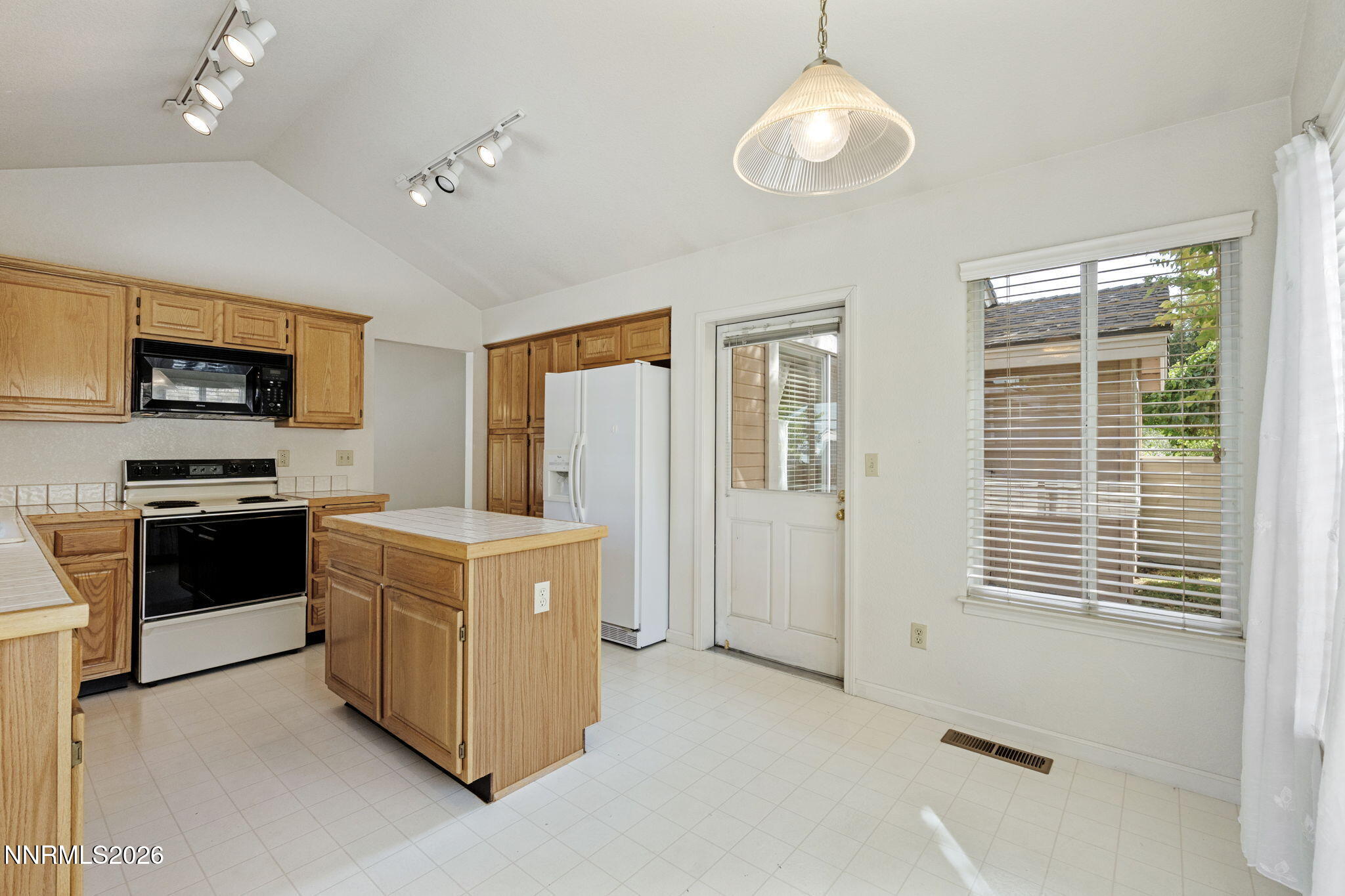 3349 Spring Creek Circle Property Photo 25