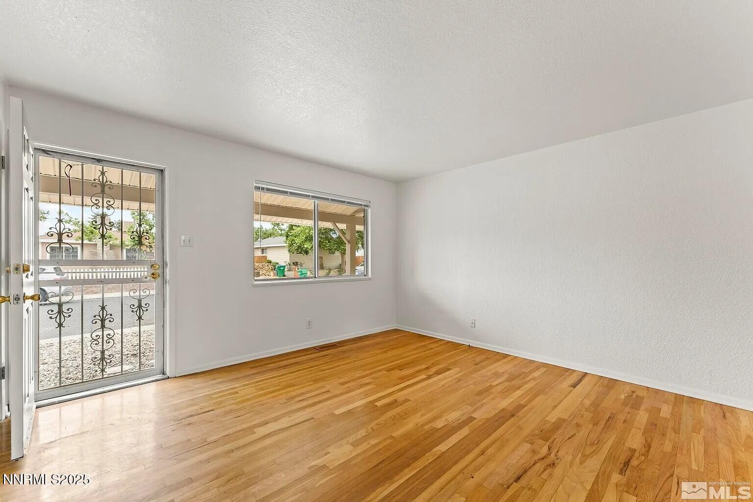 3265 Downey Avenue Property Photo 2