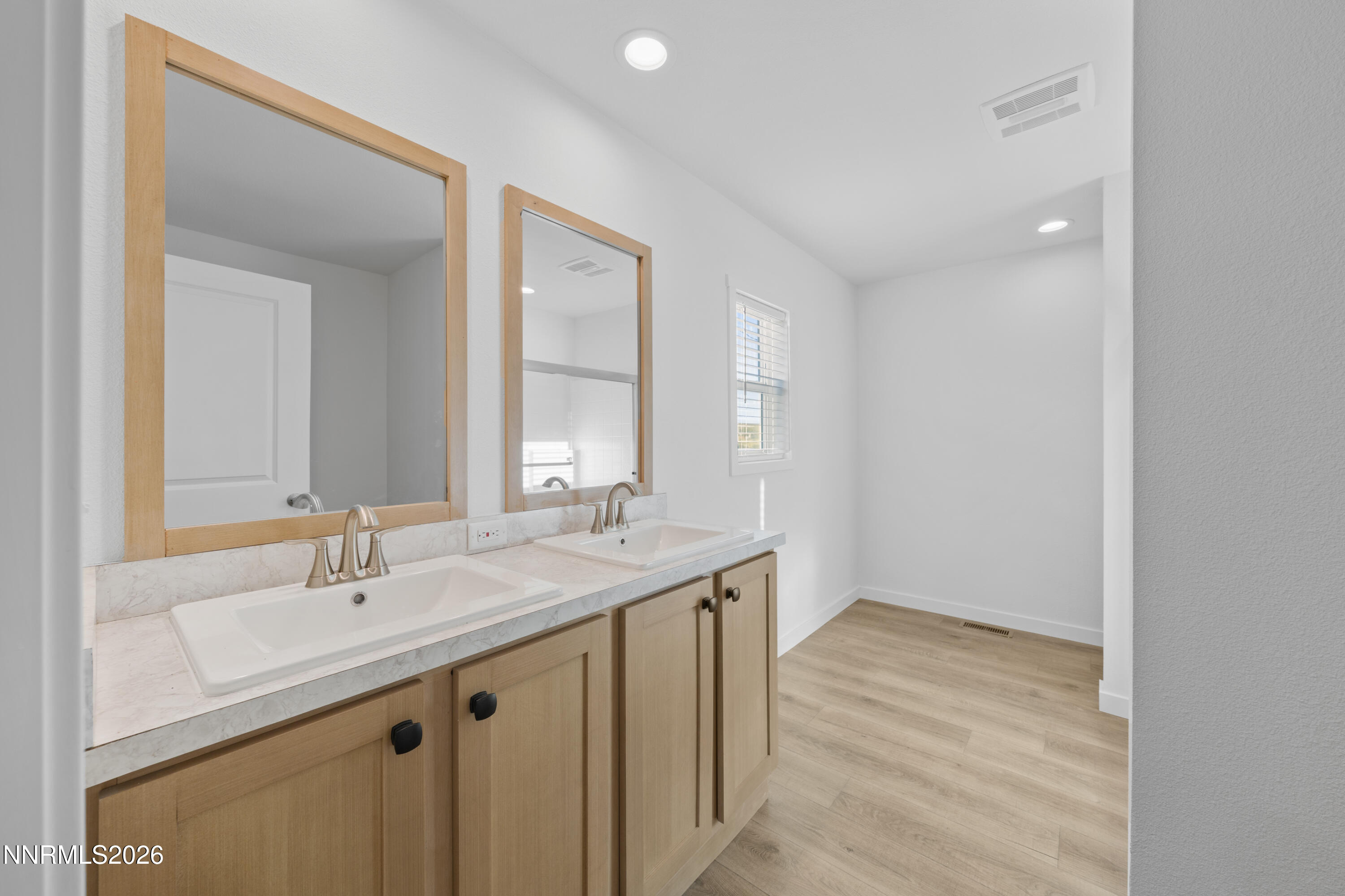 30 3rd North Street Property Photo 24