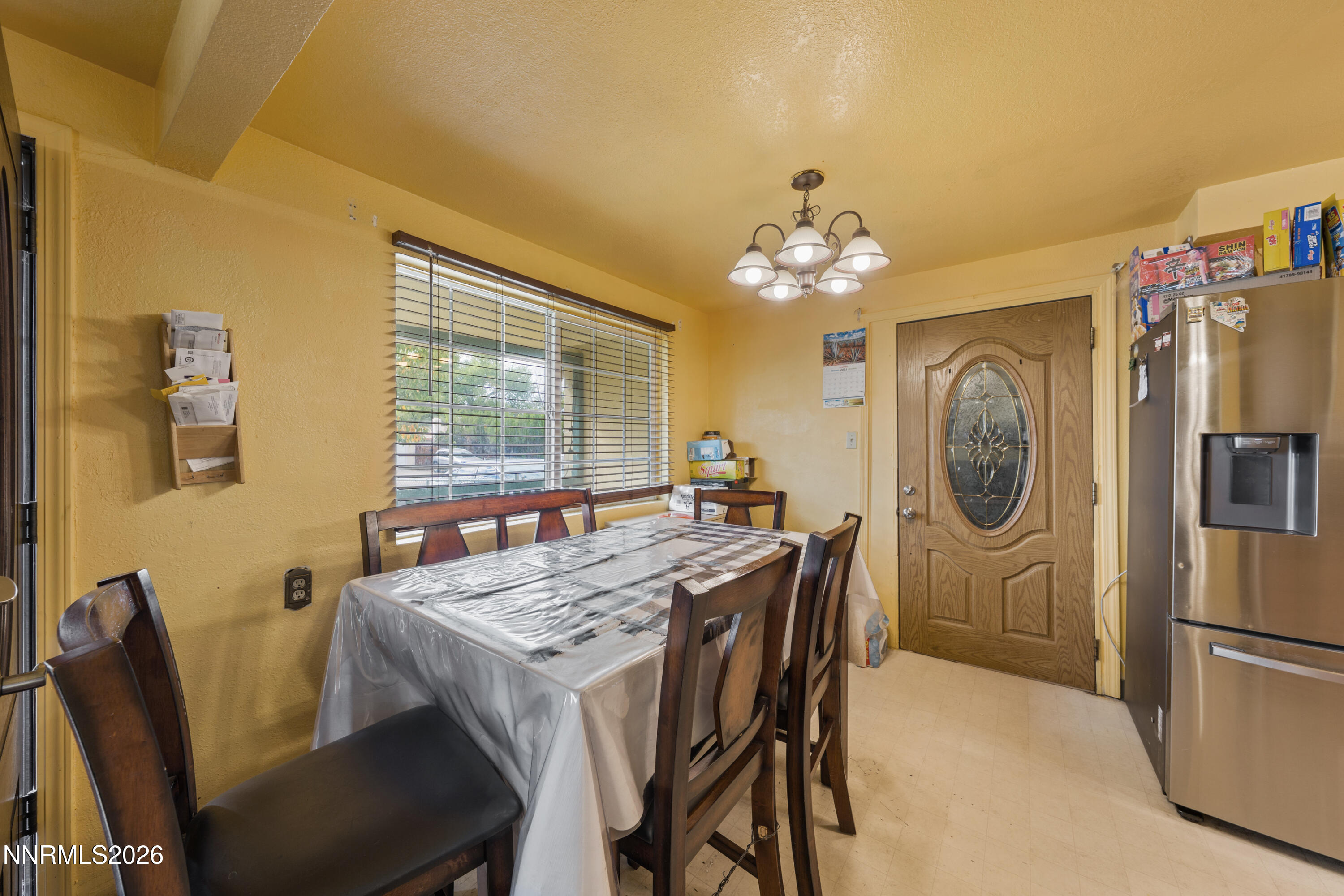 3737 Woodside Drive Property Photo 9