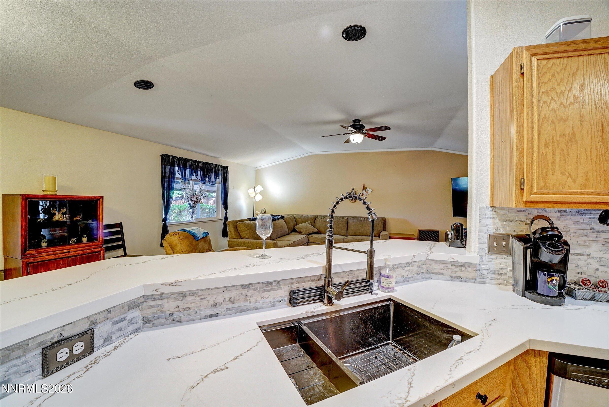 9275 Cordoba Boulevard Property Photo 12