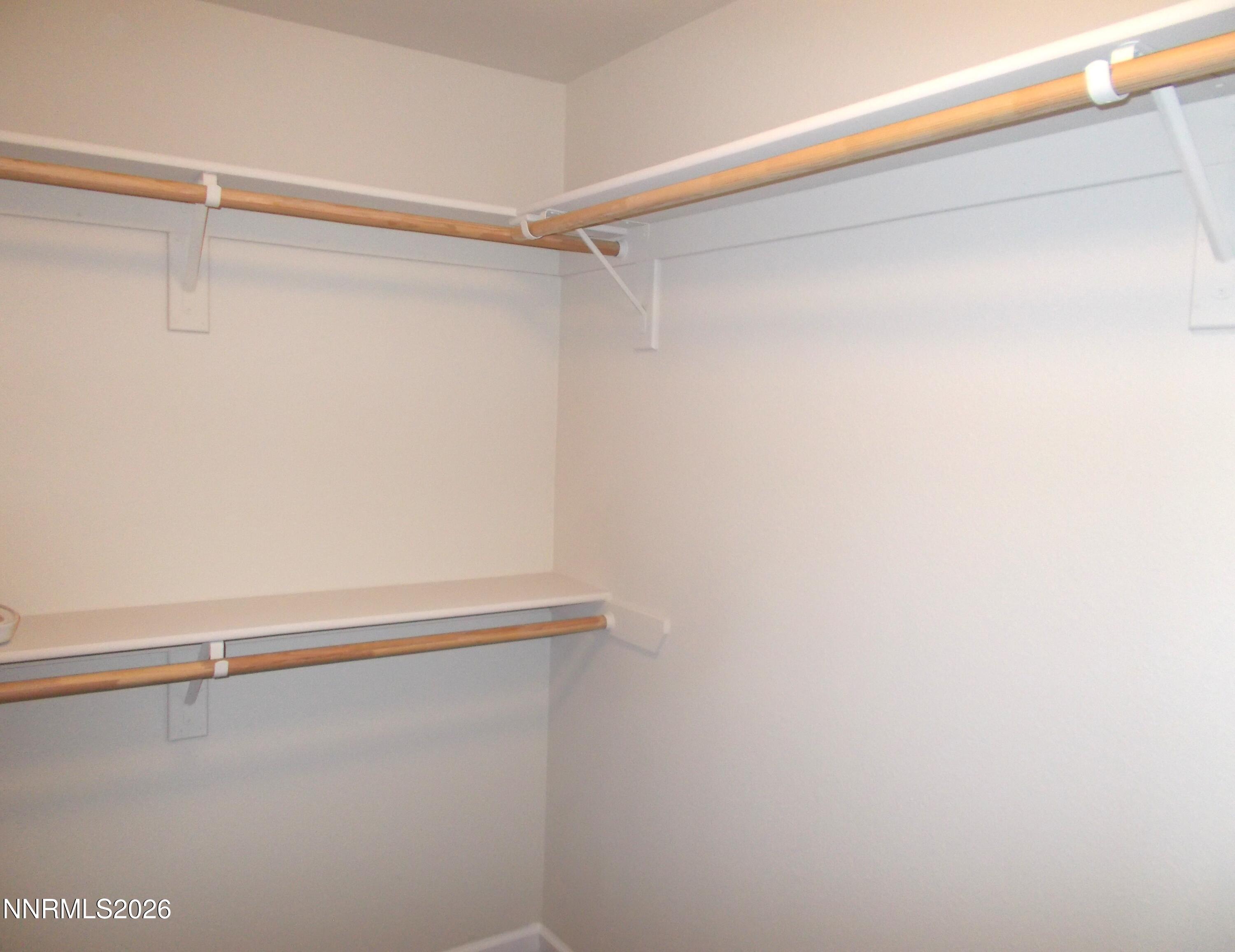 812 S Whitacre Street Property Photo 10