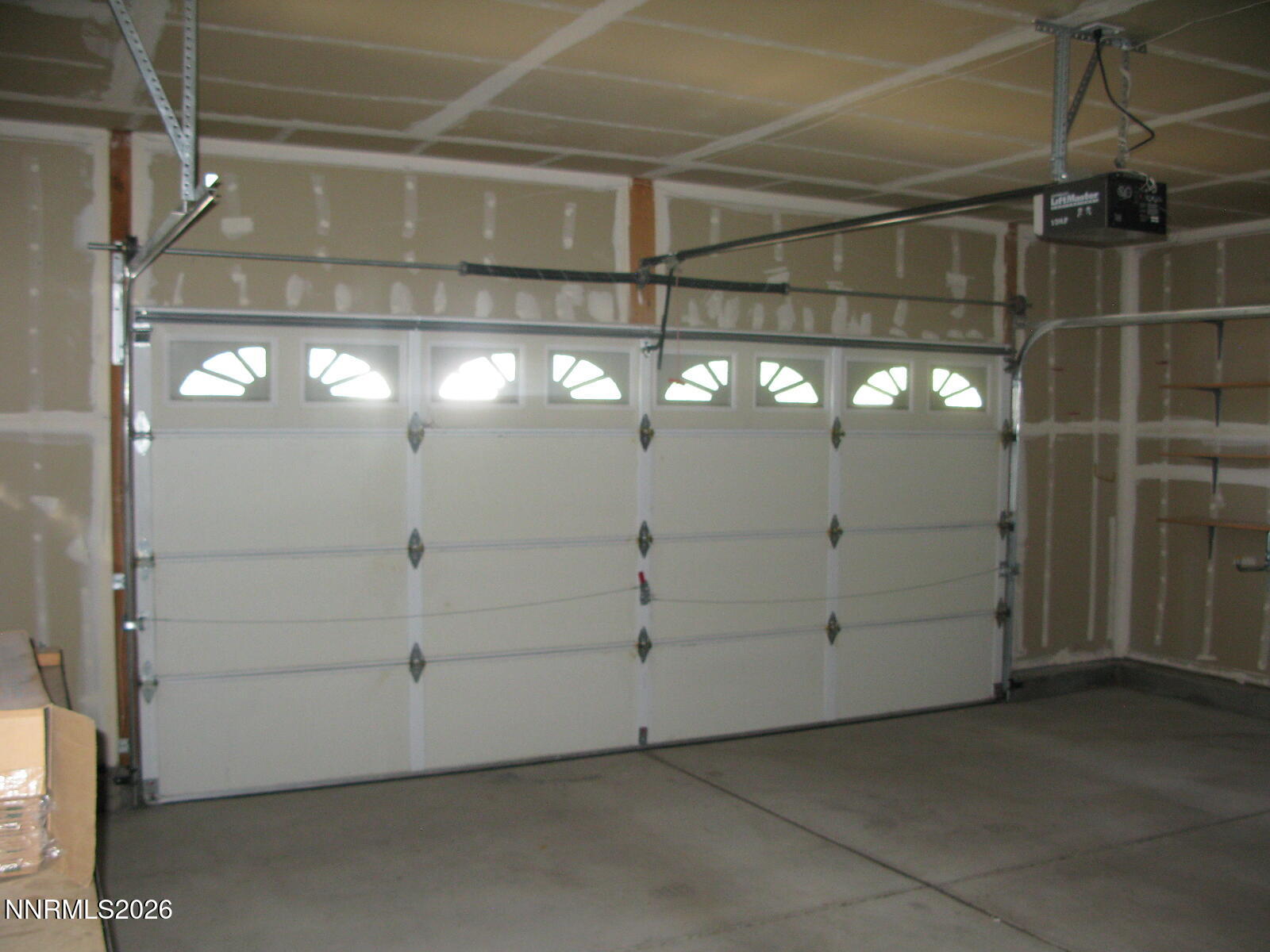 18300 Alderwood Court Property Photo 5