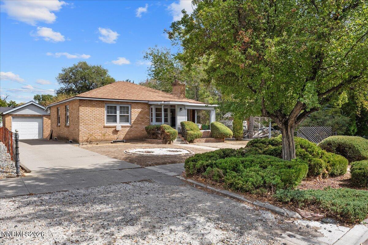 828 Washington Street Property Photo 2