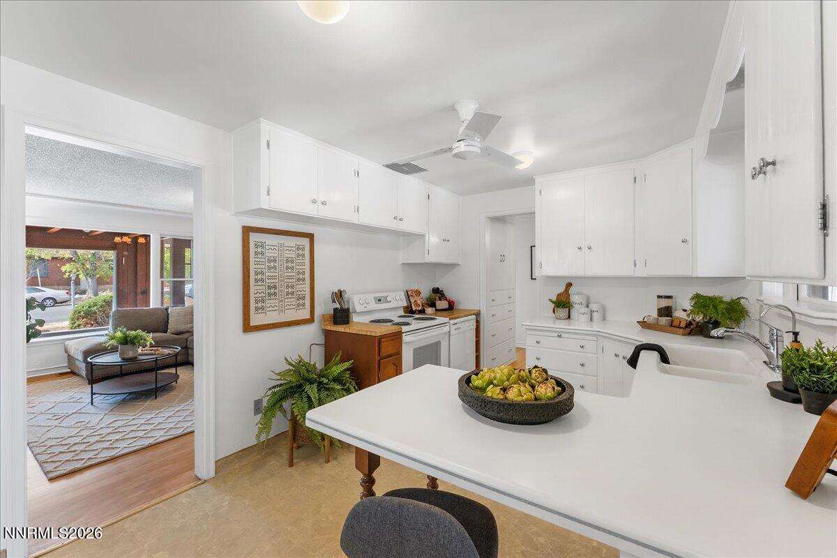 828 Washington Street Property Photo 11