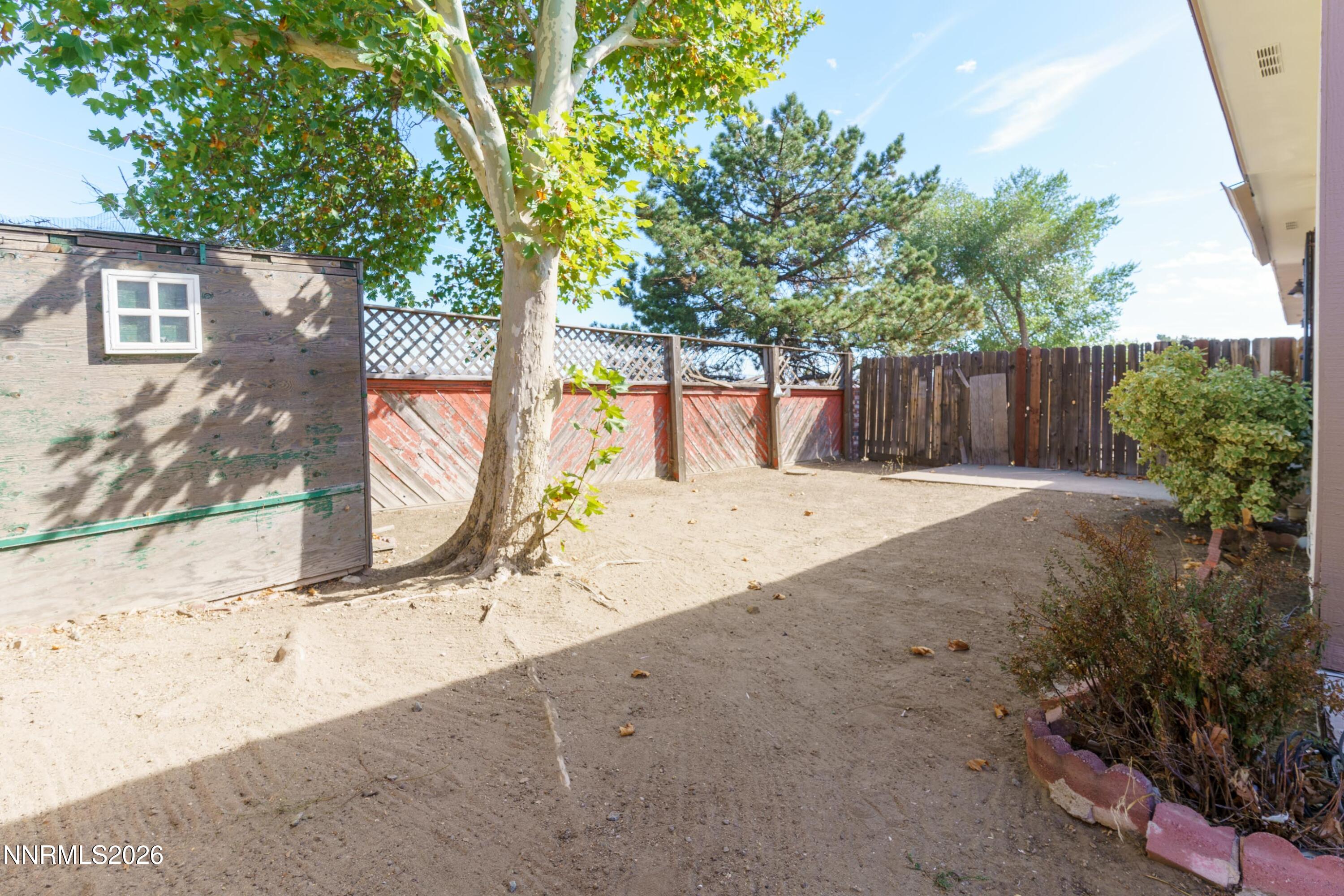 6815 Lotus Street Property Photo 21