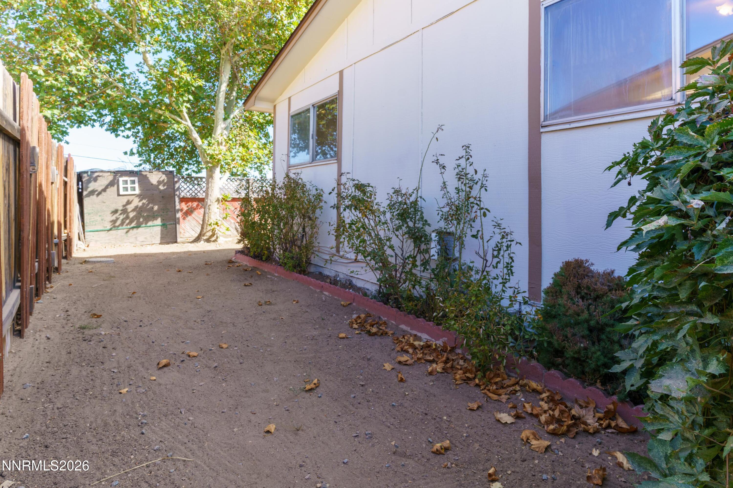 6815 Lotus Street Property Photo 22