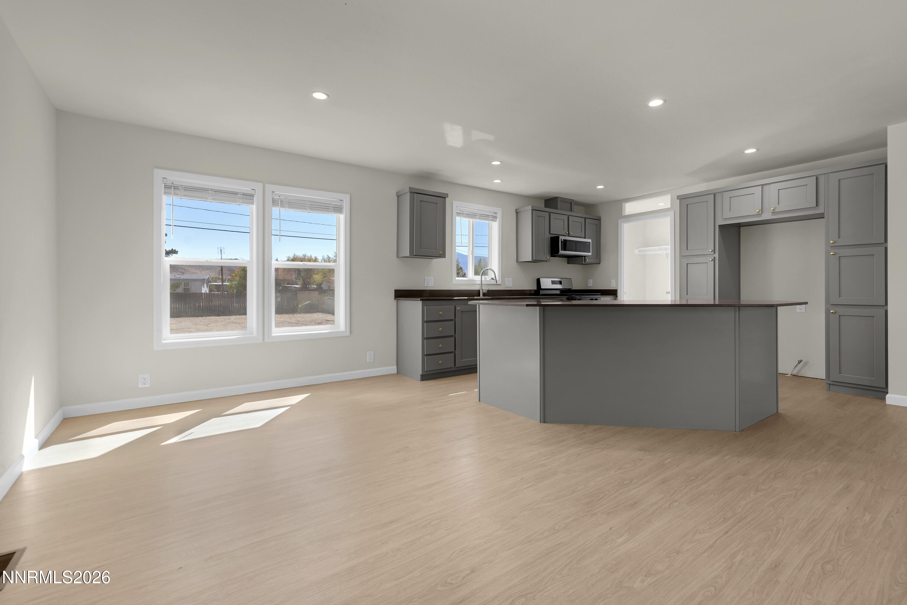 17840 Blackbird Drive Property Photo 3