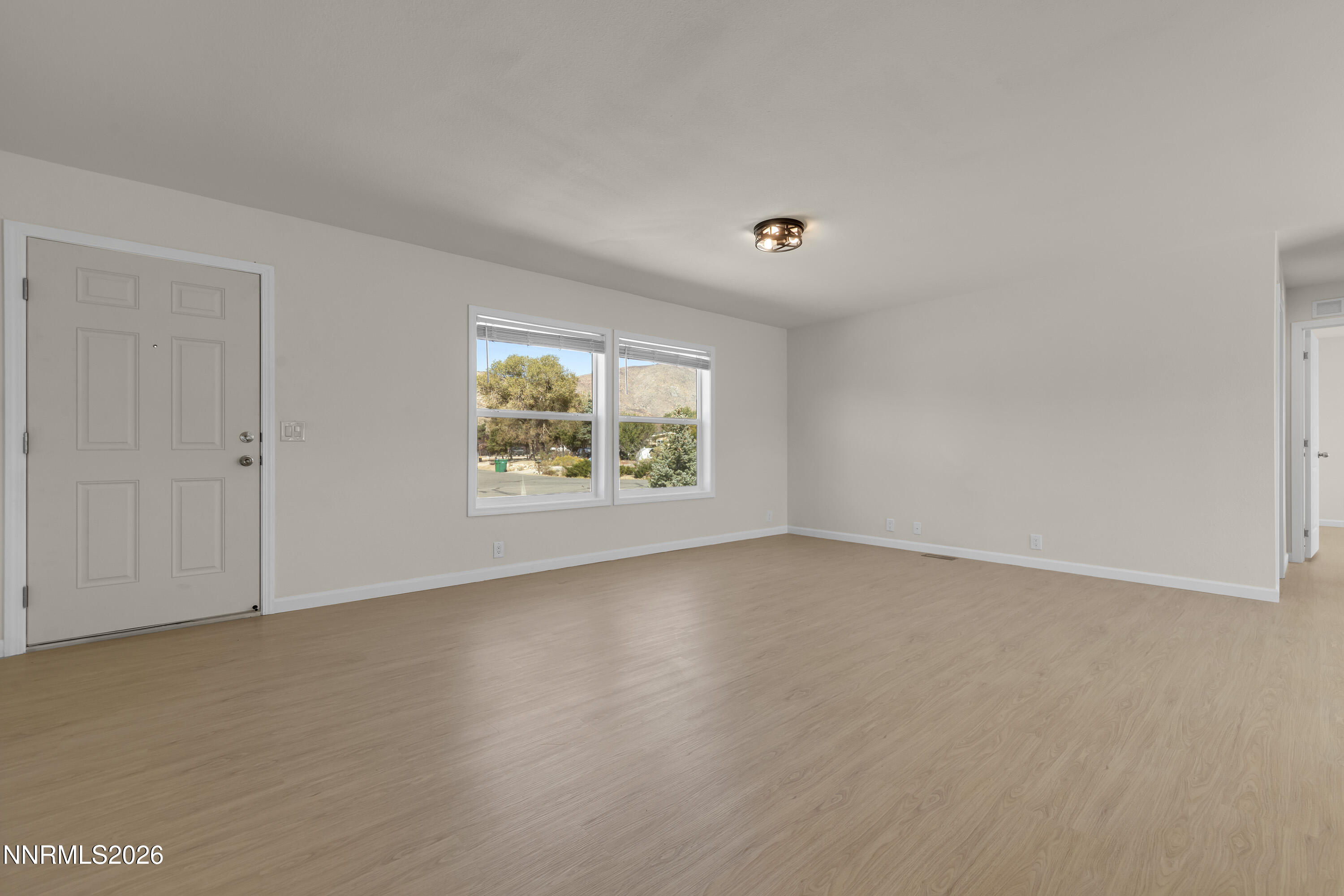 17840 Blackbird Drive Property Photo 8