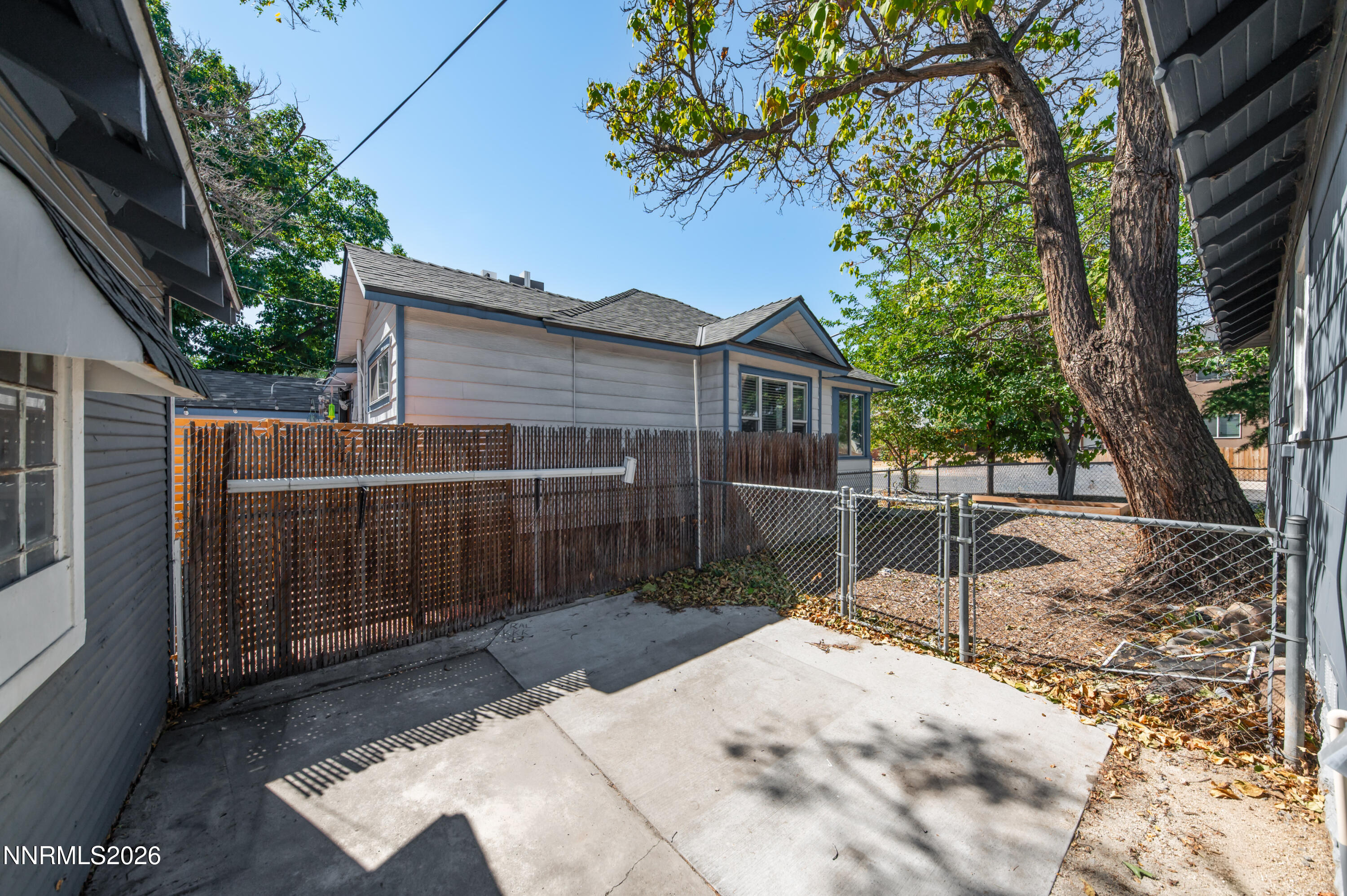 346 9th Street Property Photo 24