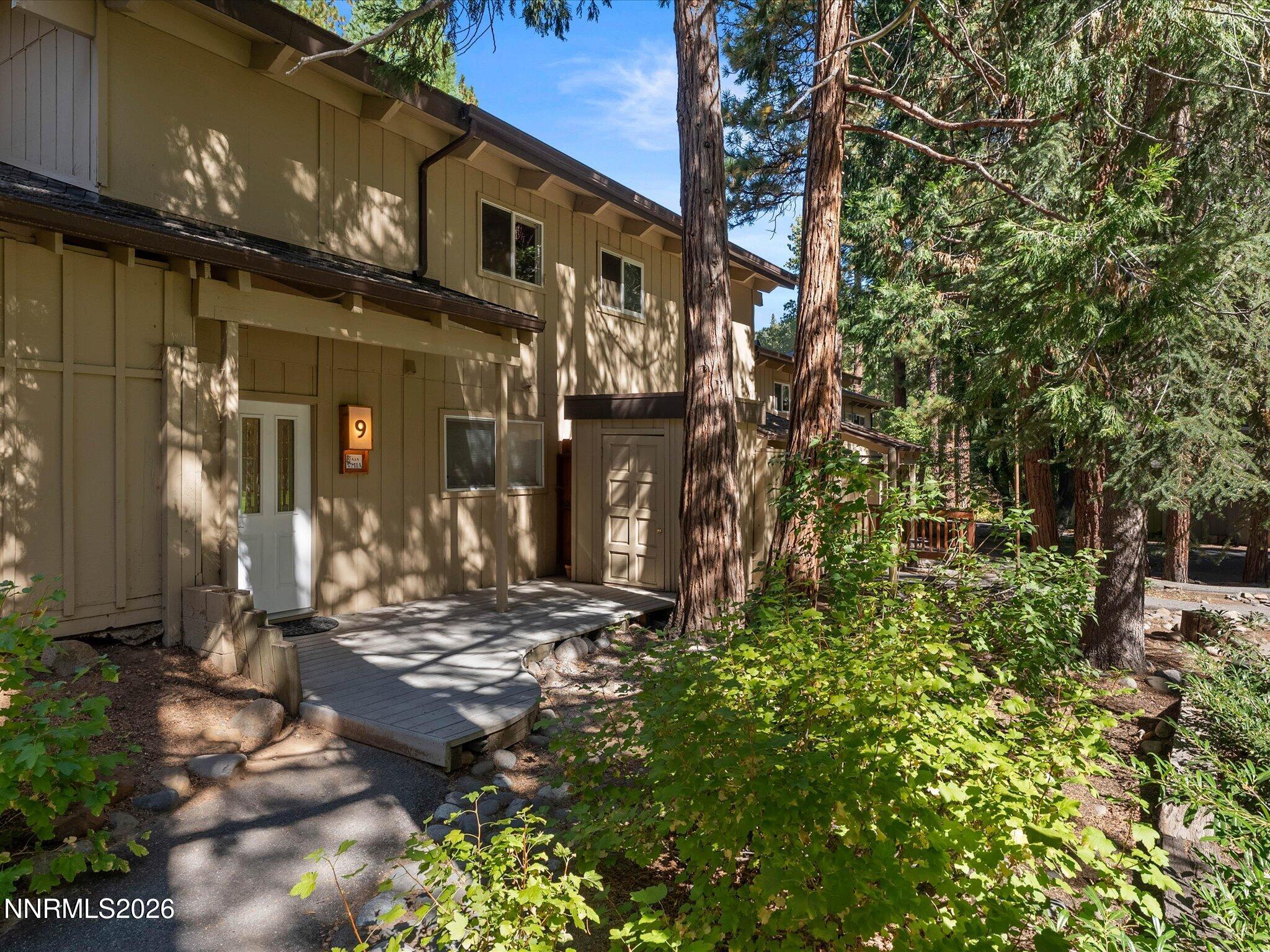 321 Ski Way Unit 9 Property Photo 2