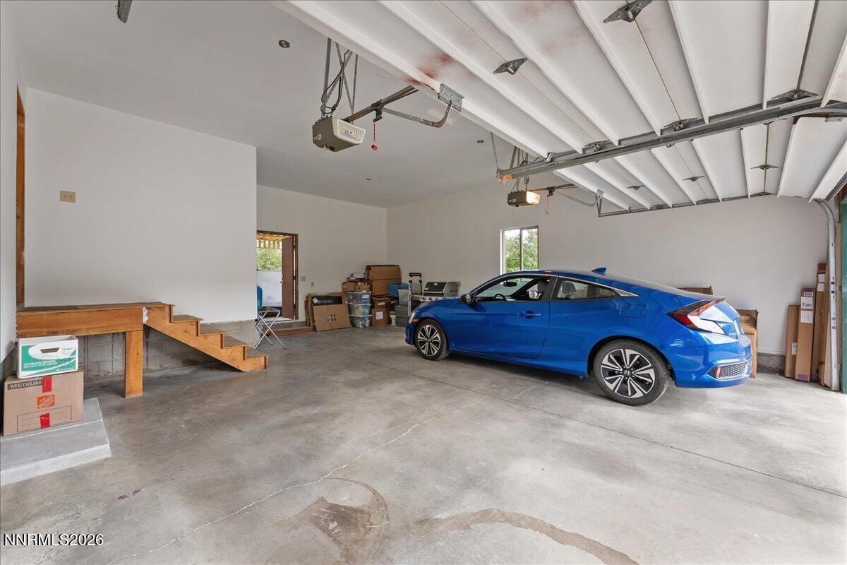 291 Surrey Court Property Photo 29