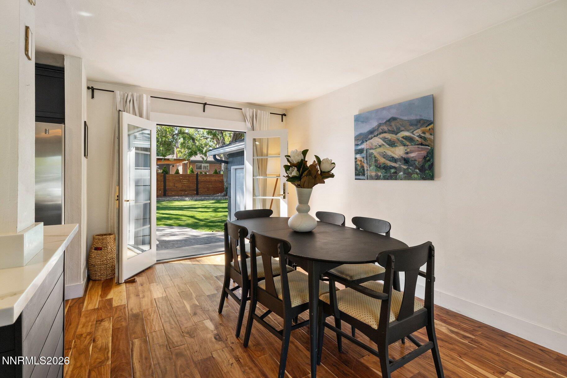 1720 Allen Street Property Photo 4