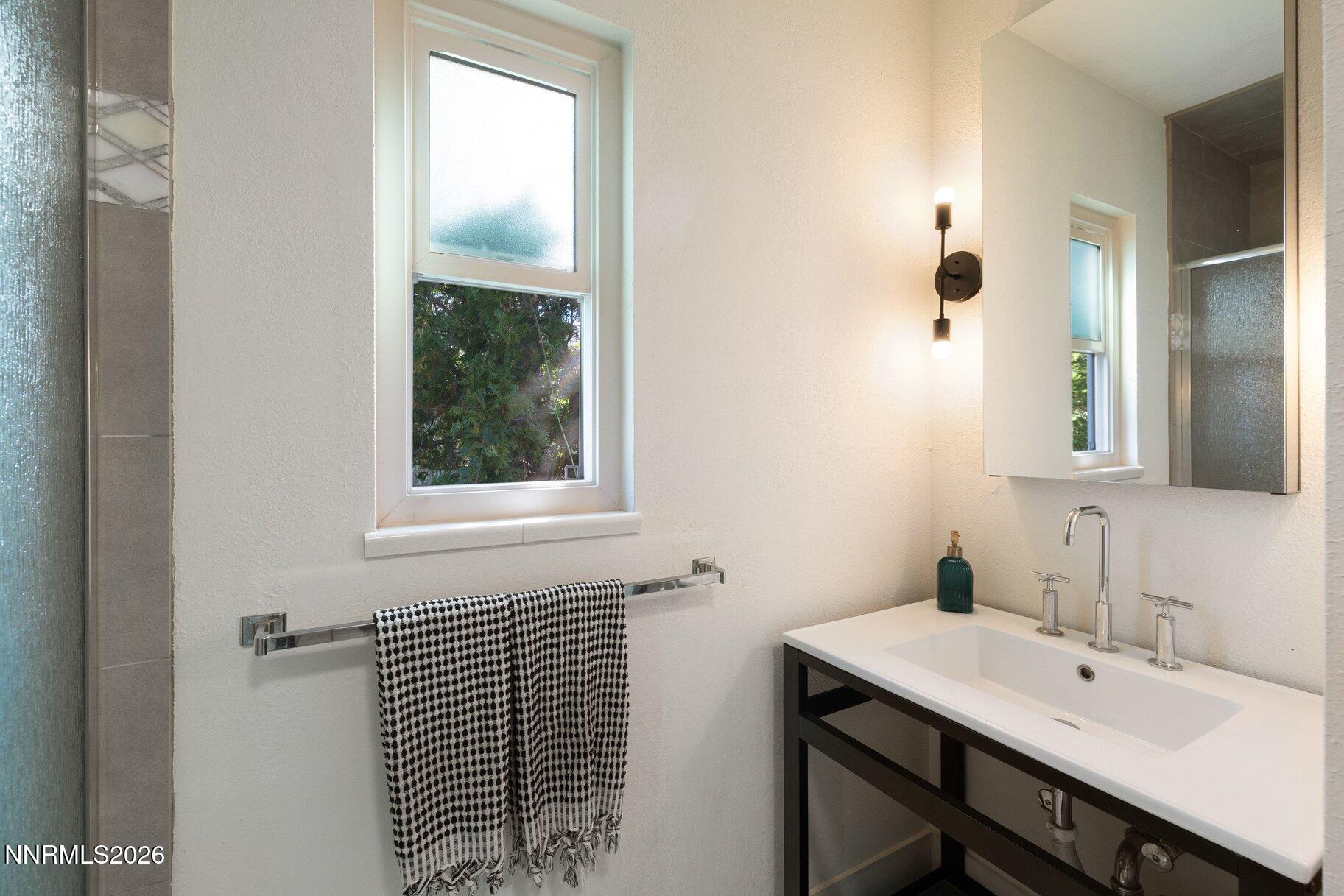1720 Allen Street Property Photo 23