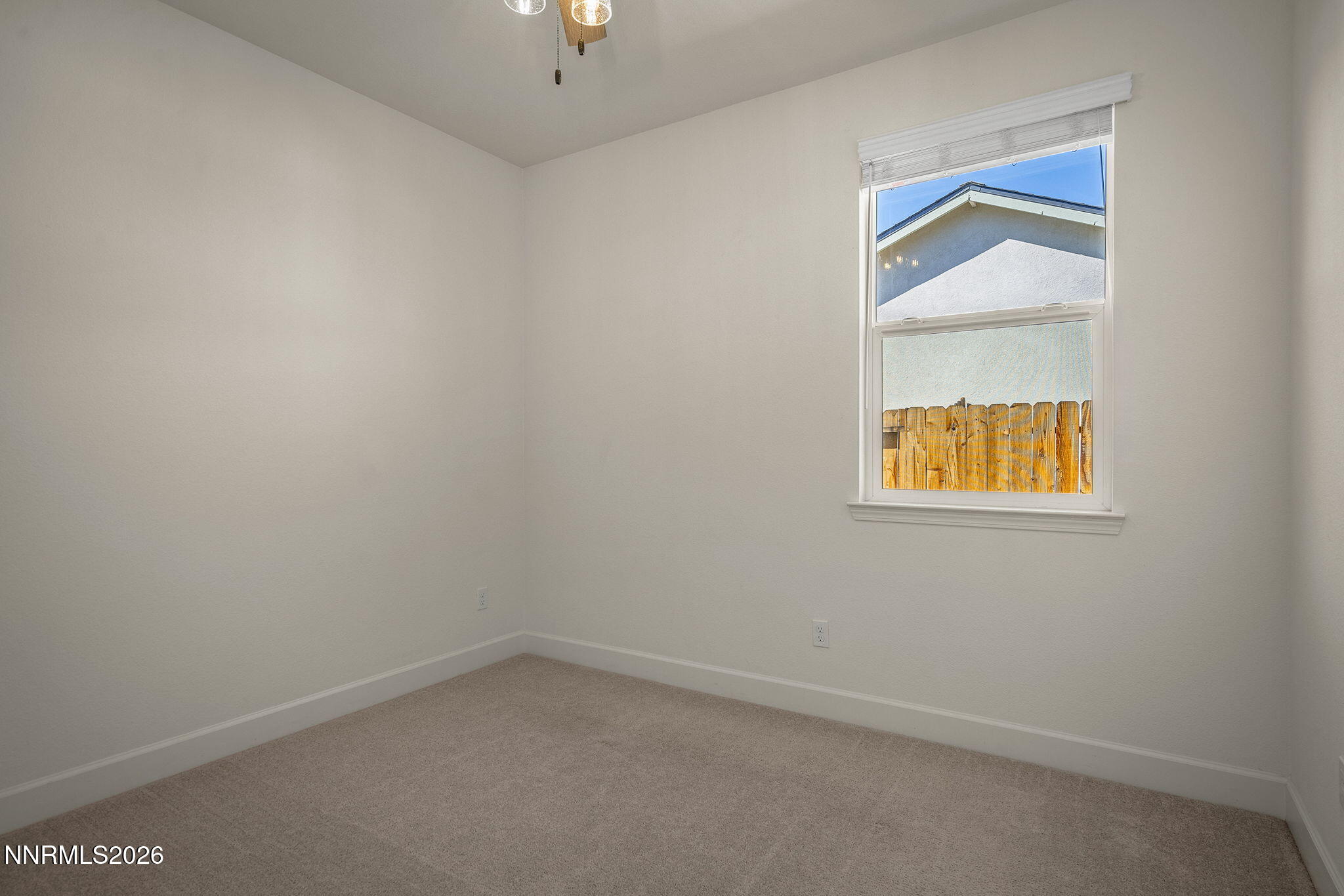 1142 Banner Peak Drive Property Photo 17