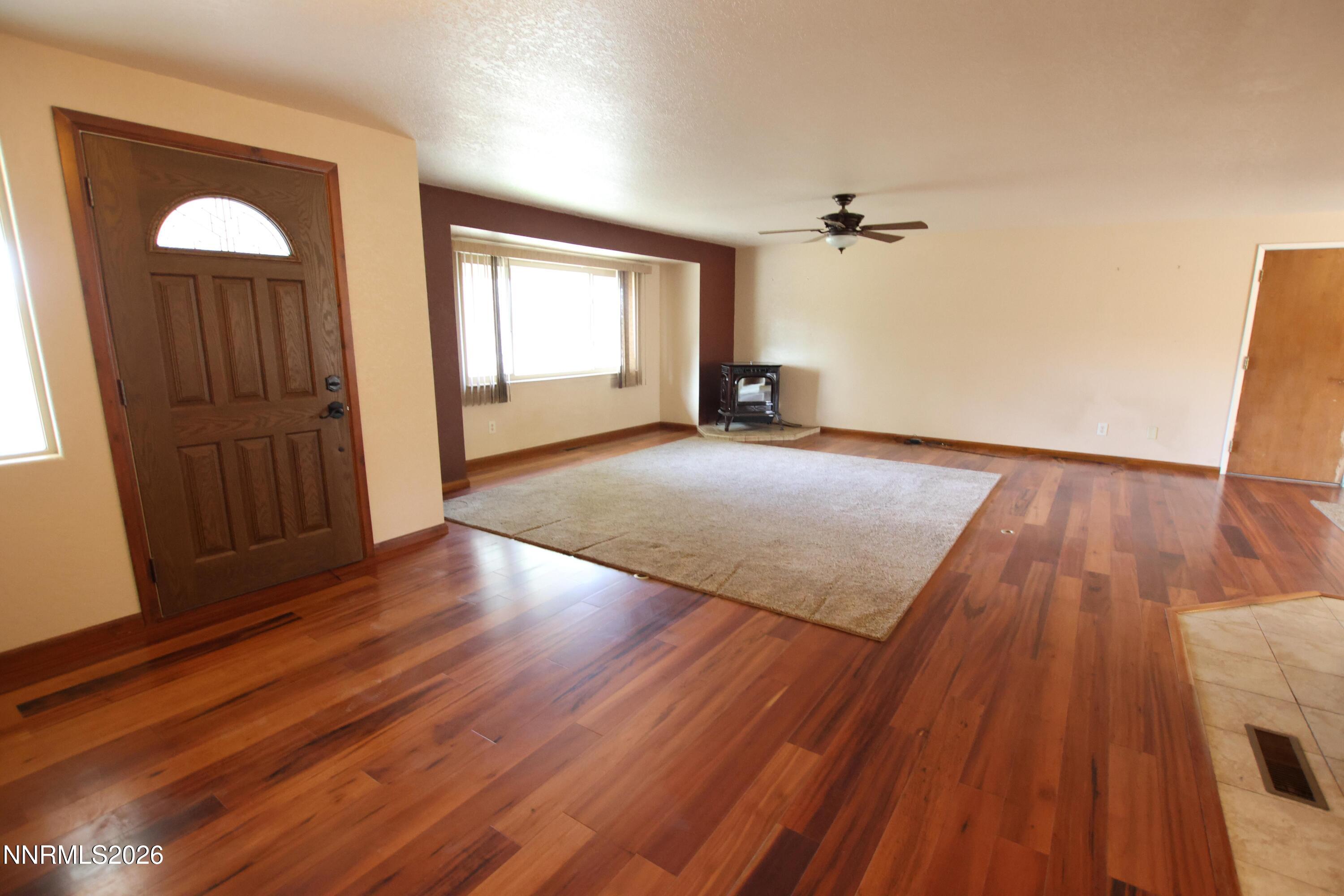 63 W Tucker Lane Property Photo 10