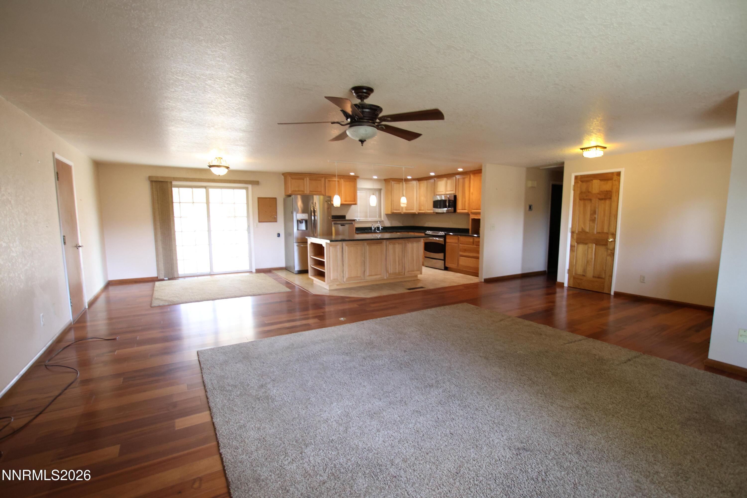 63 W Tucker Lane Property Photo 12