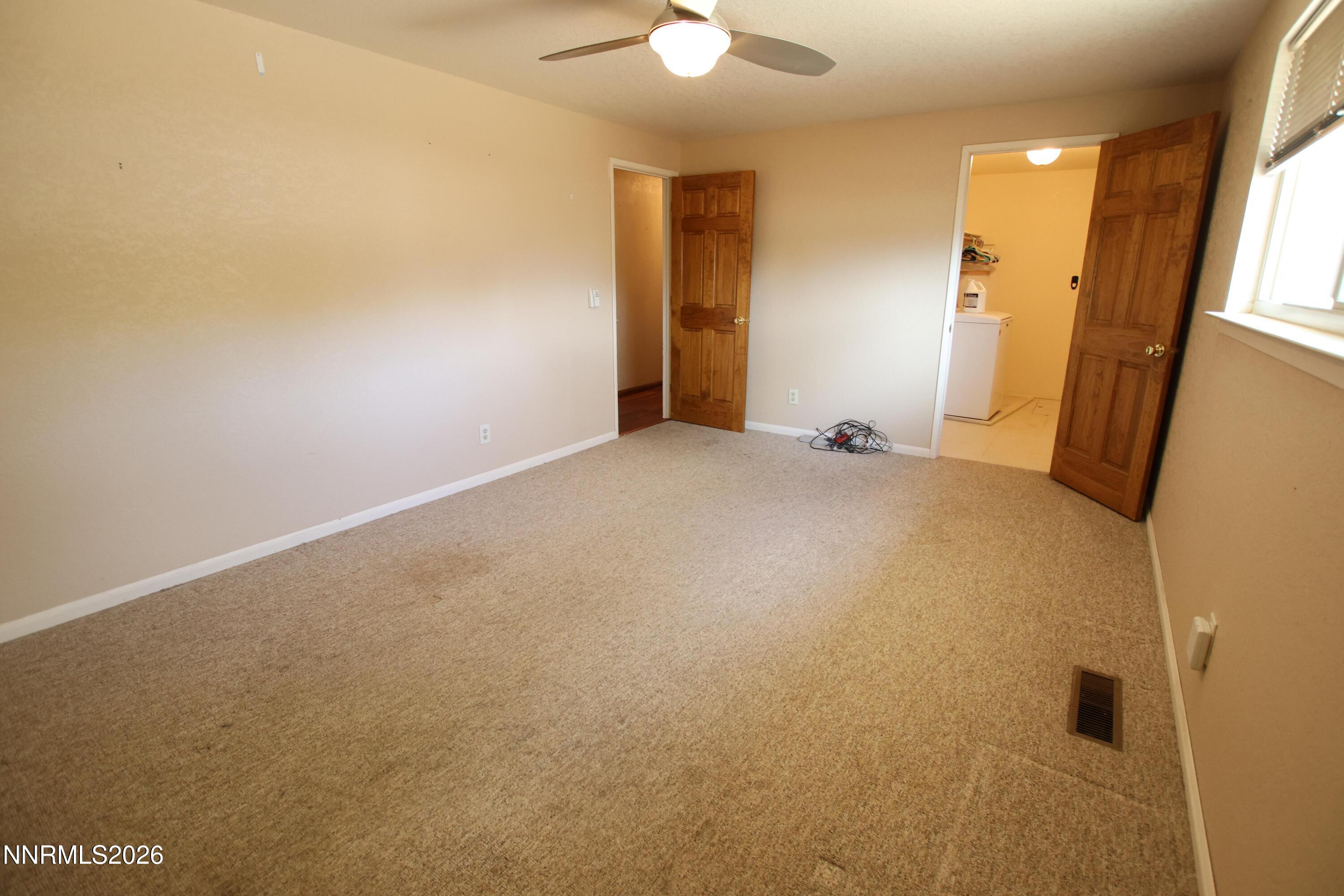 63 W Tucker Lane Property Photo 25