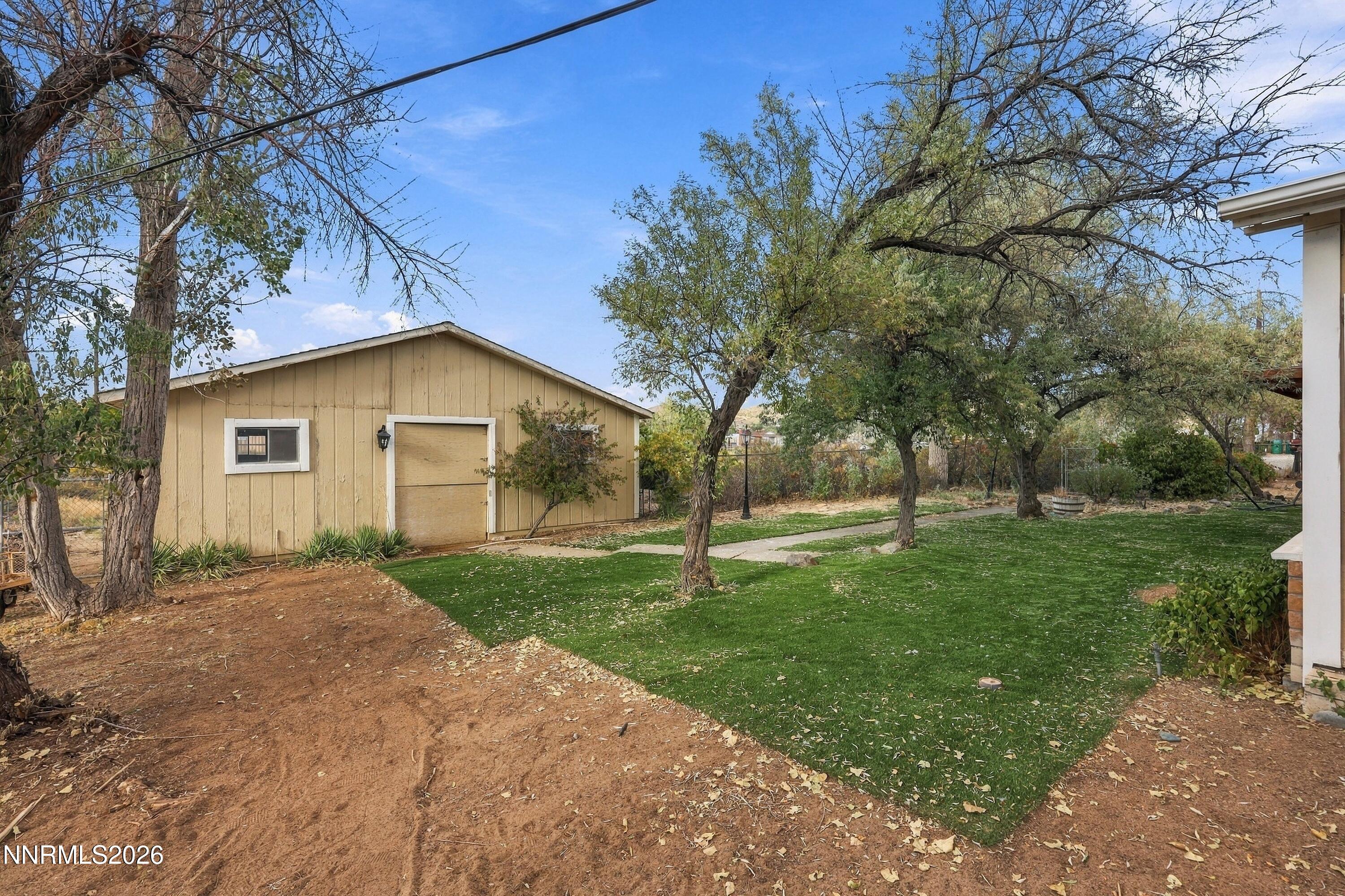 885 Winchester Drive Property Photo 32
