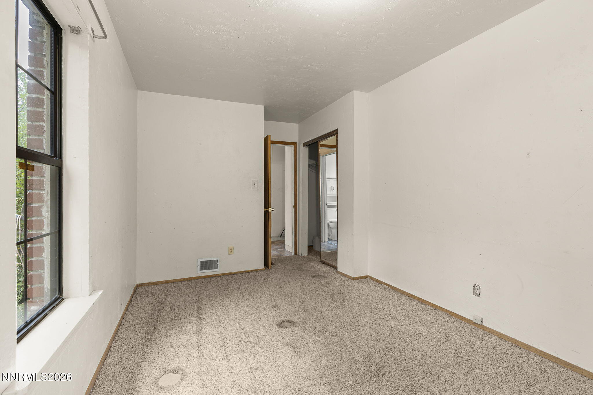 548 S Verdi Court Property Photo 13