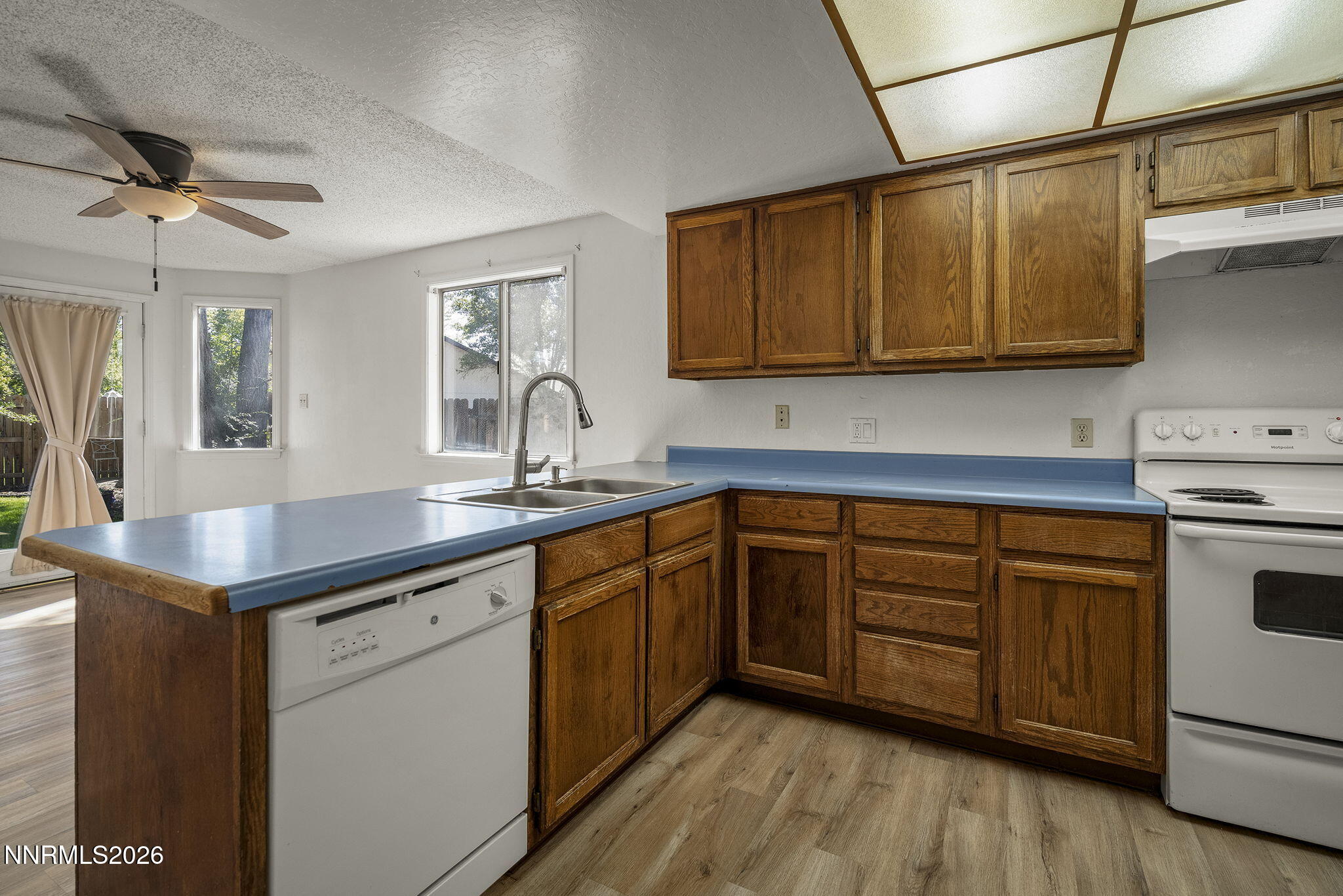1758 Donegan Street Property Photo 12