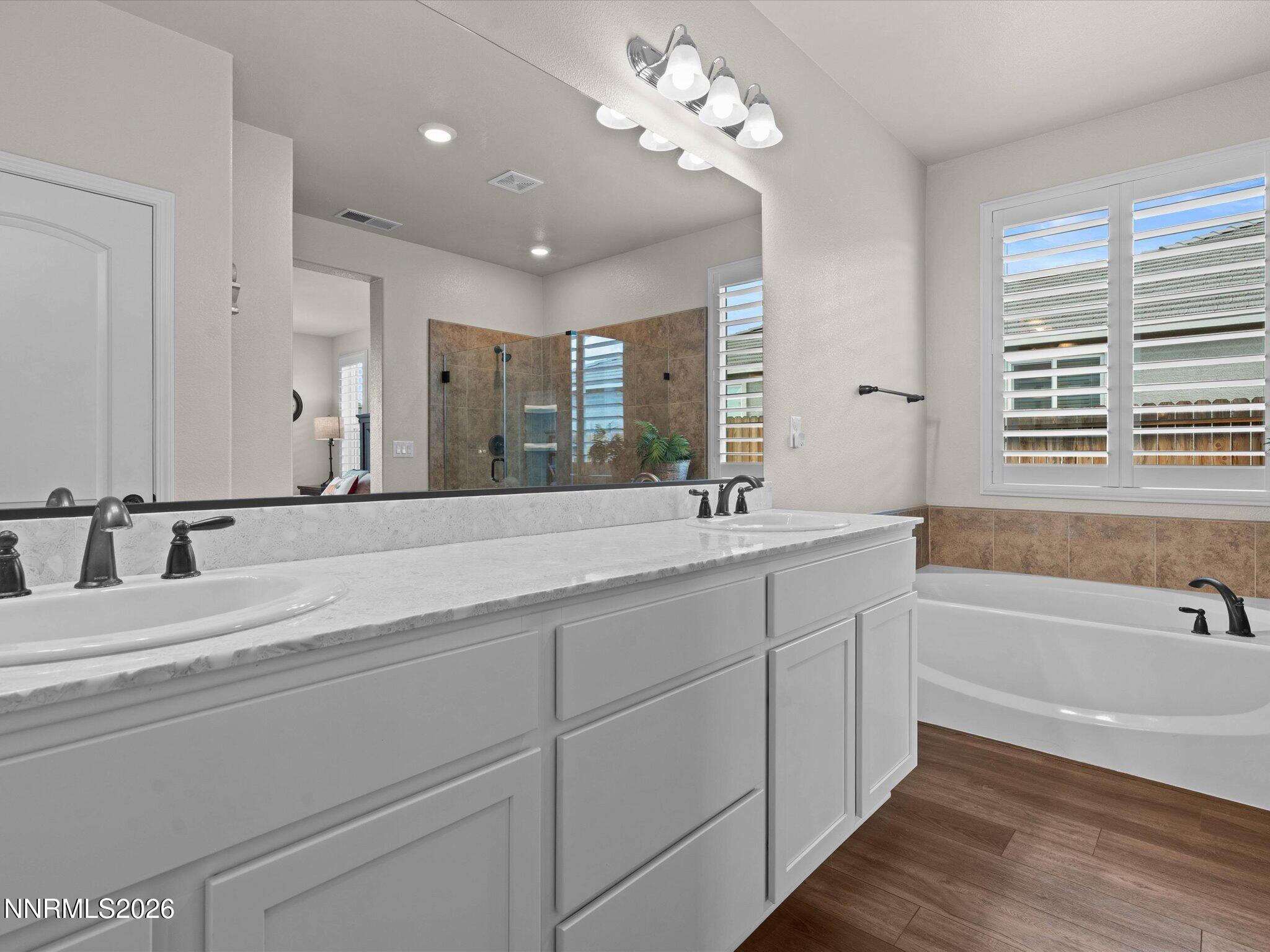 530 Coulee Mdw Drive Property Photo 34