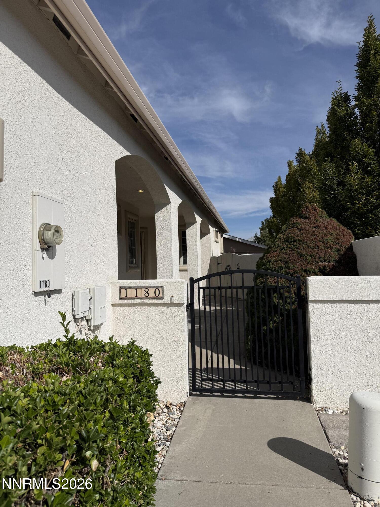 1180 Bandtail Drive Property Photo 2