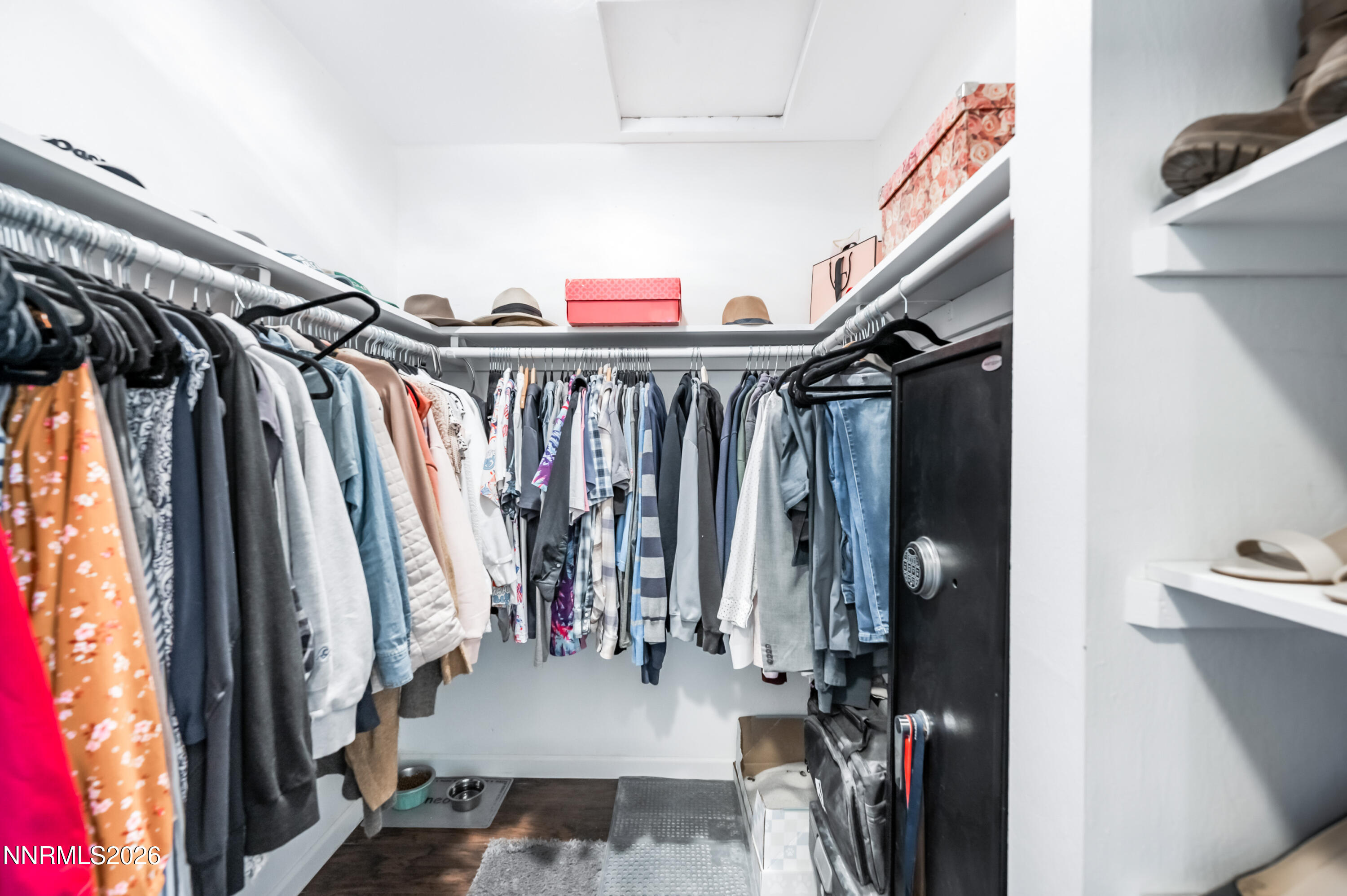 3400 Lodestar Lane Property Photo 25