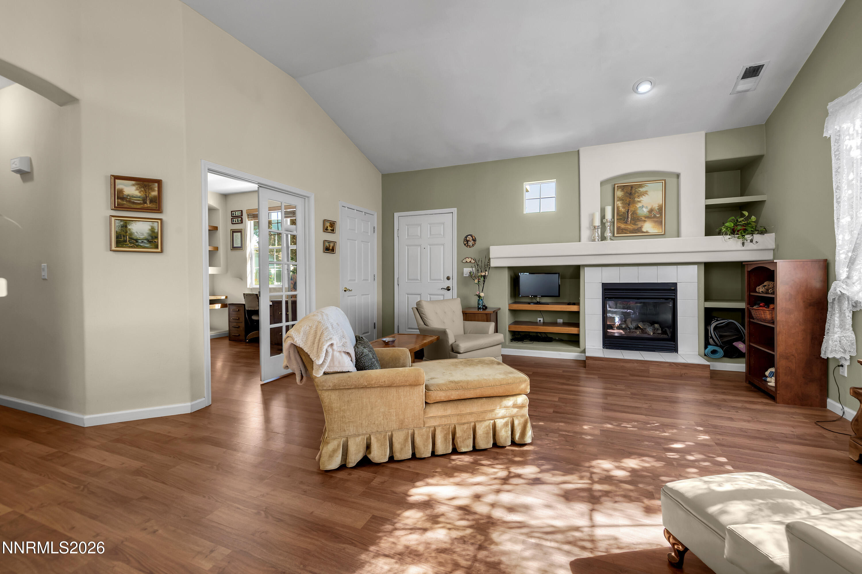 9765 Ripple Way Property Photo 10