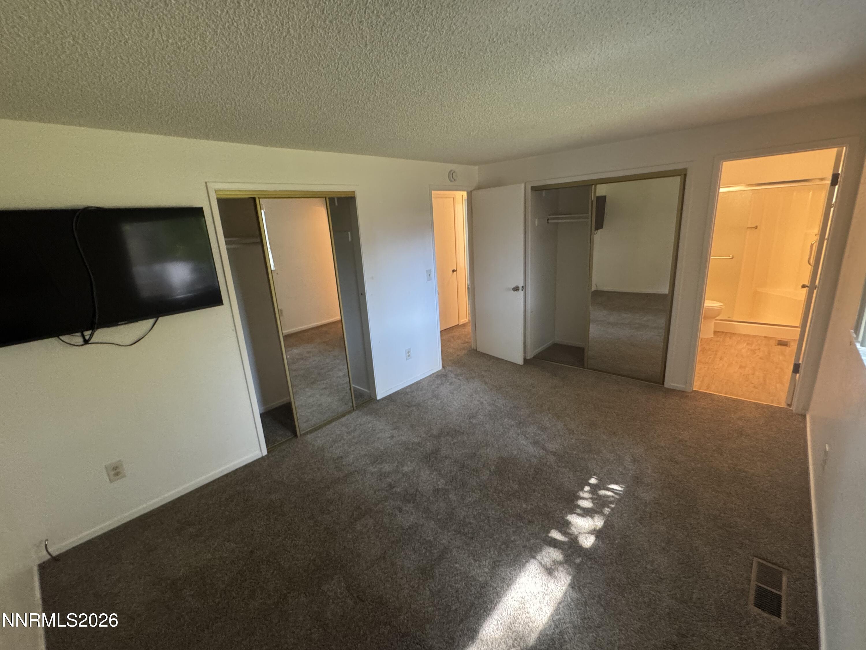 10052 Albite Street Property Photo 8