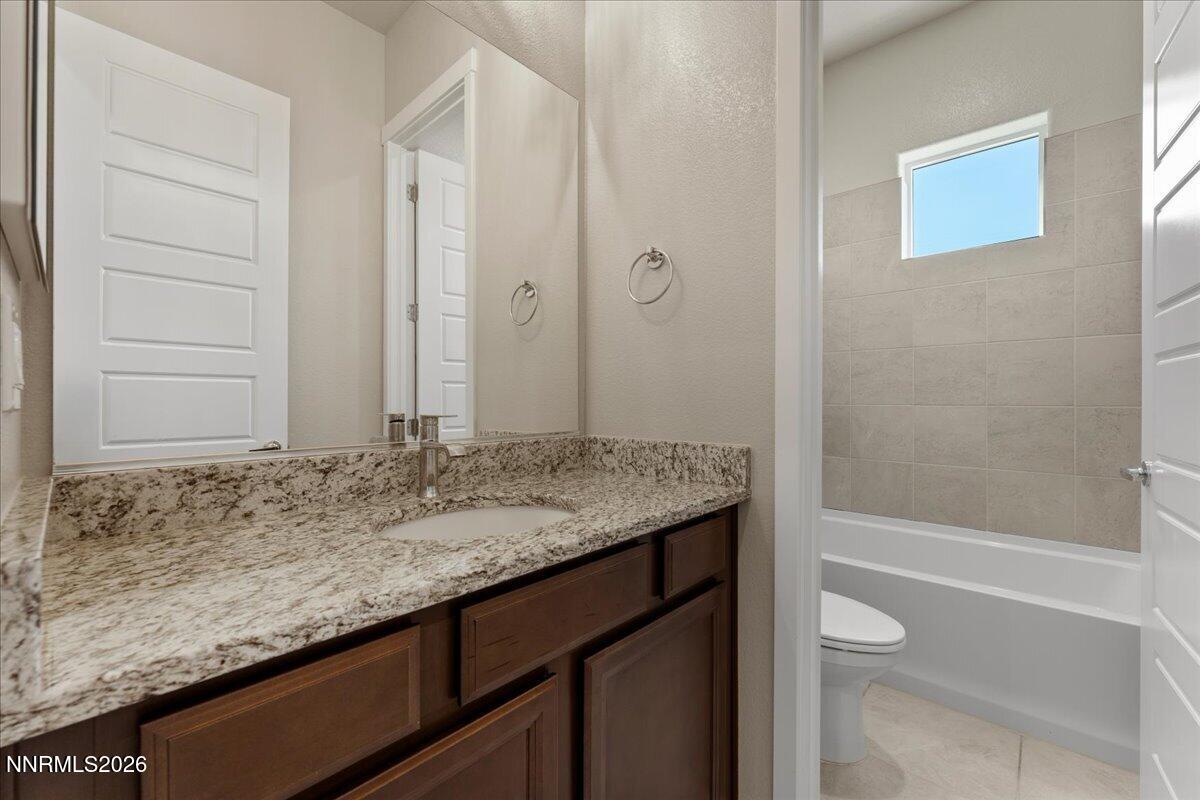 1227 Silver View Circle Property Photo 27