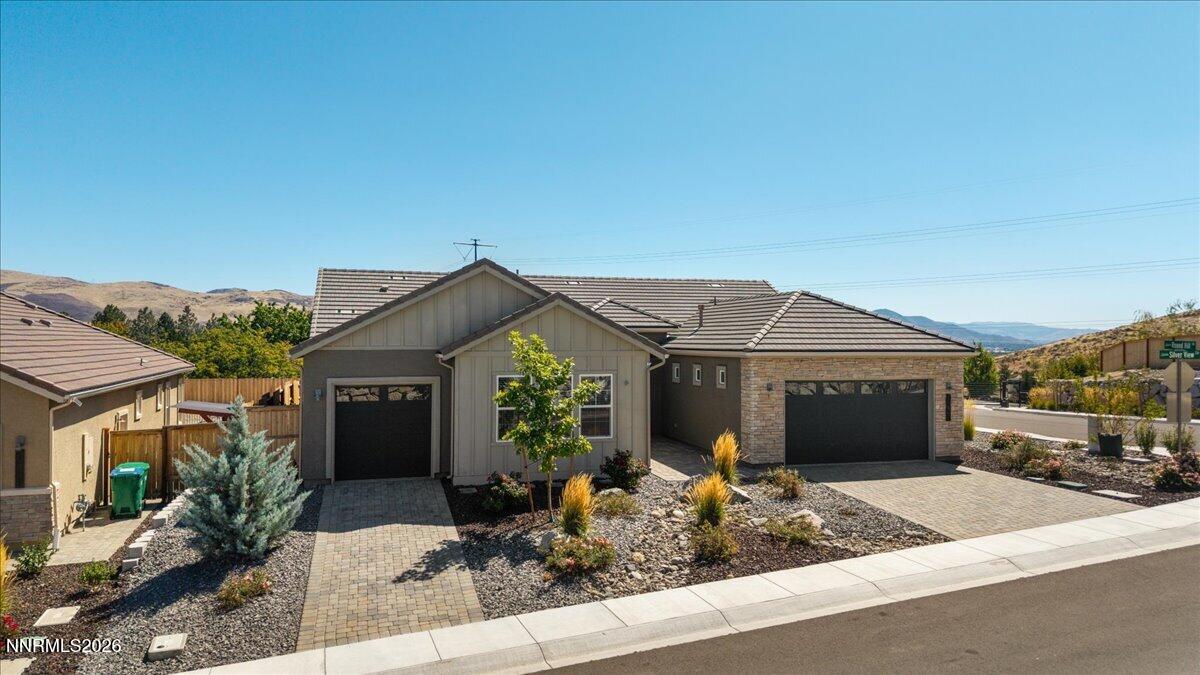 1227 Silver View Circle Property Photo 34