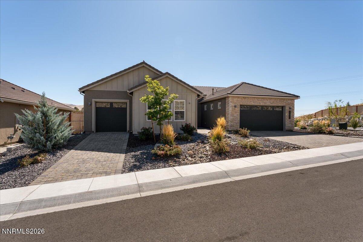 1227 Silver View Circle Property Photo 44