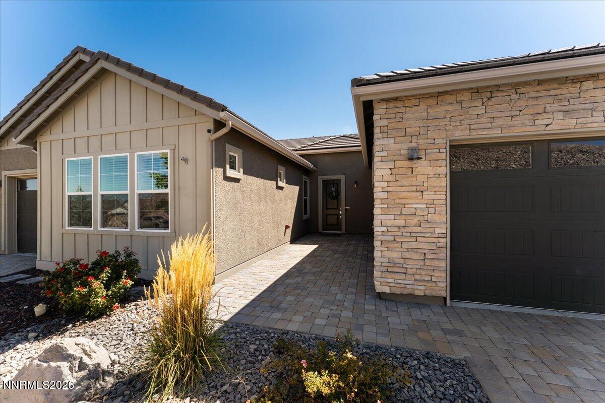 1227 Silver View Circle Property Photo 46