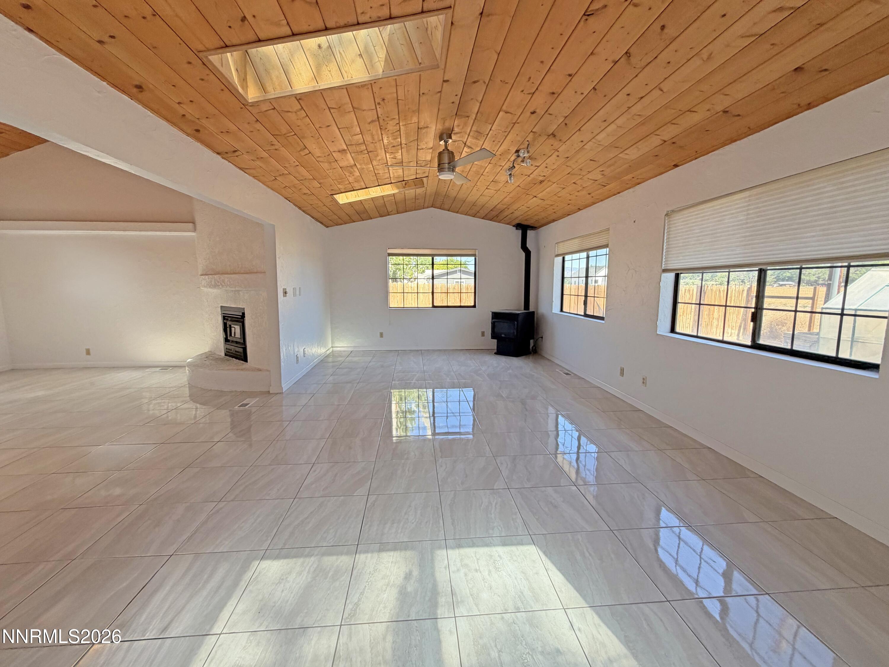 30 Penrose Drive Property Photo 4