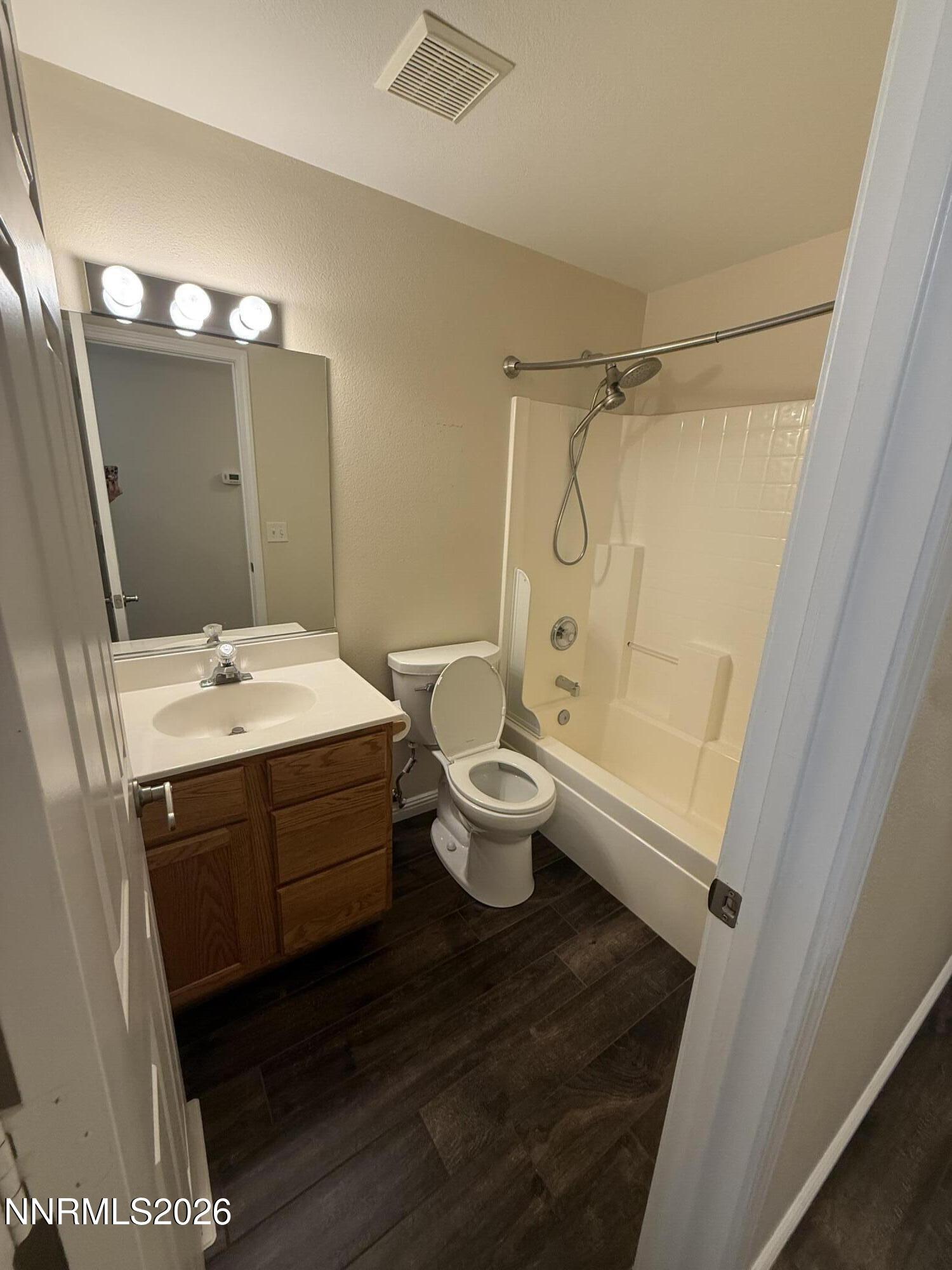 1261 Goldeneye Drive Property Photo 8
