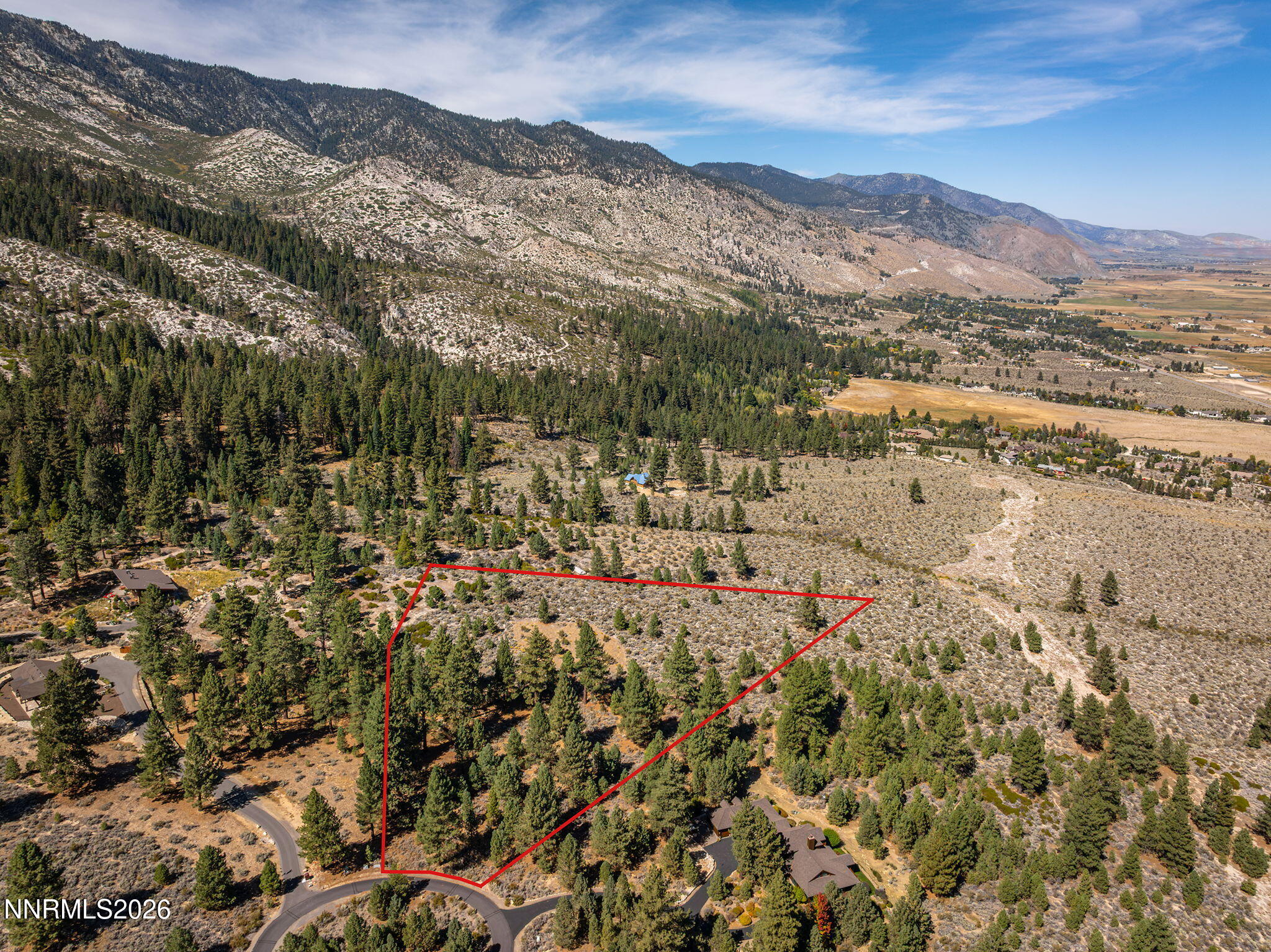 900 Stutler Creek Court Property Photo 4