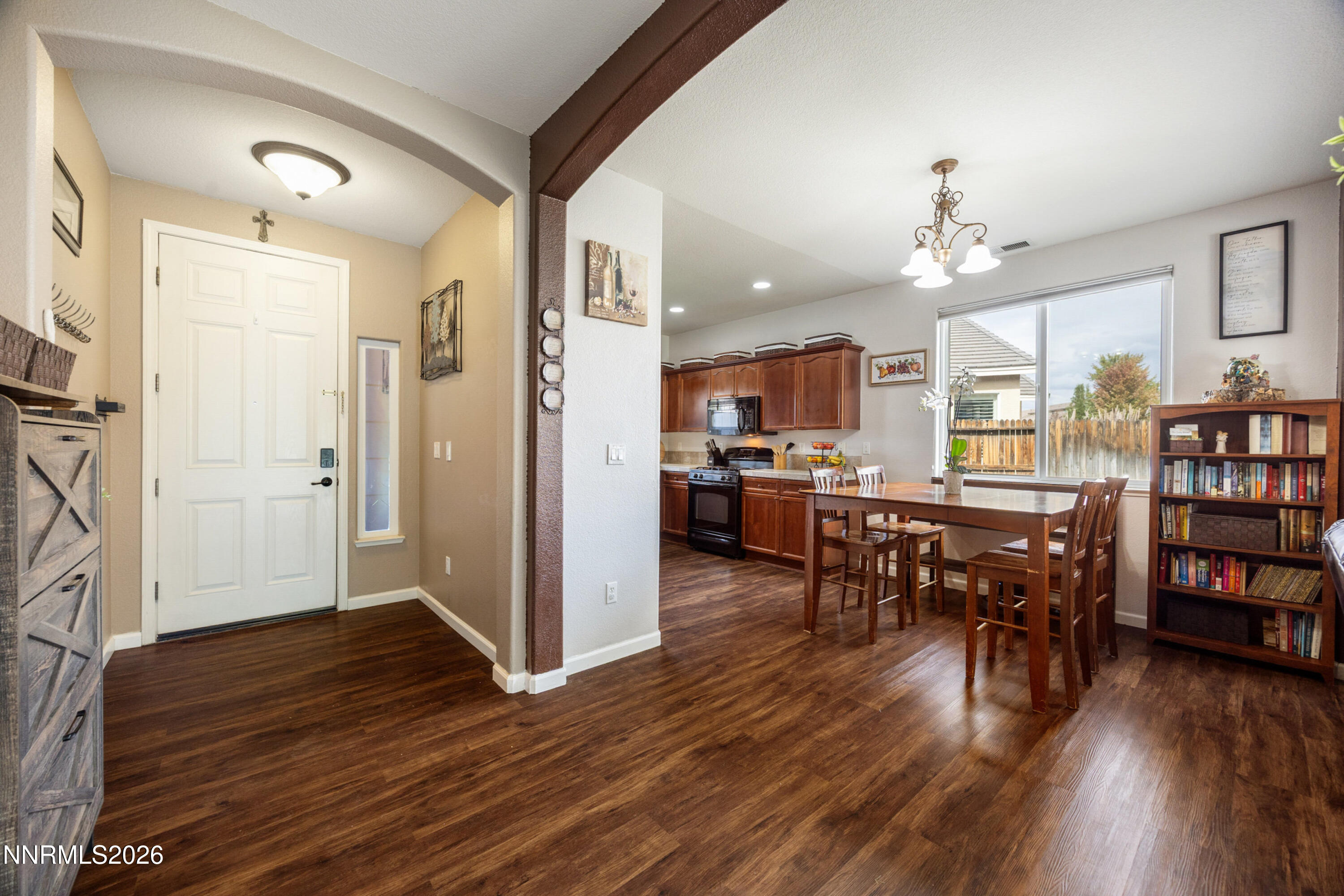 10380 Rosemount Drive Property Photo 3