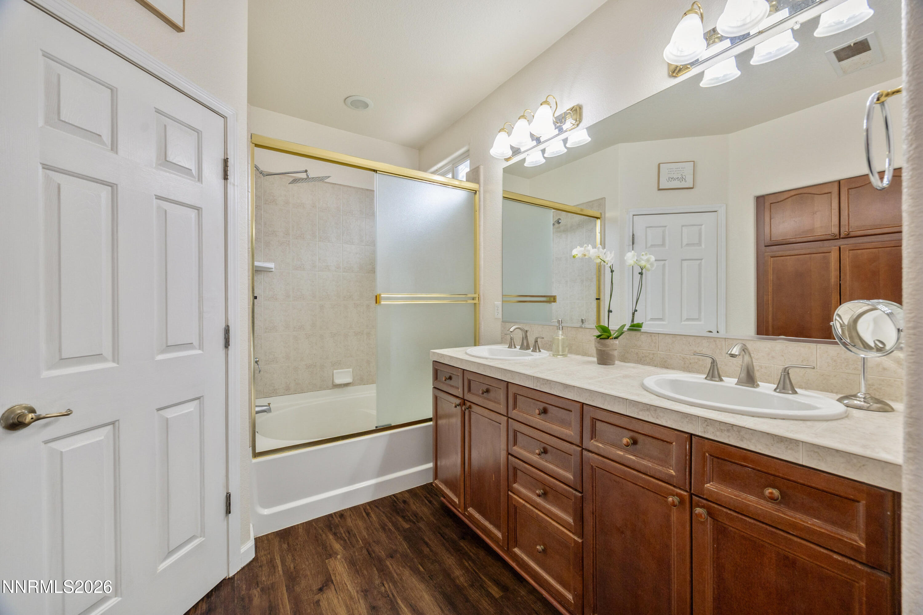 10380 Rosemount Drive Property Photo 17