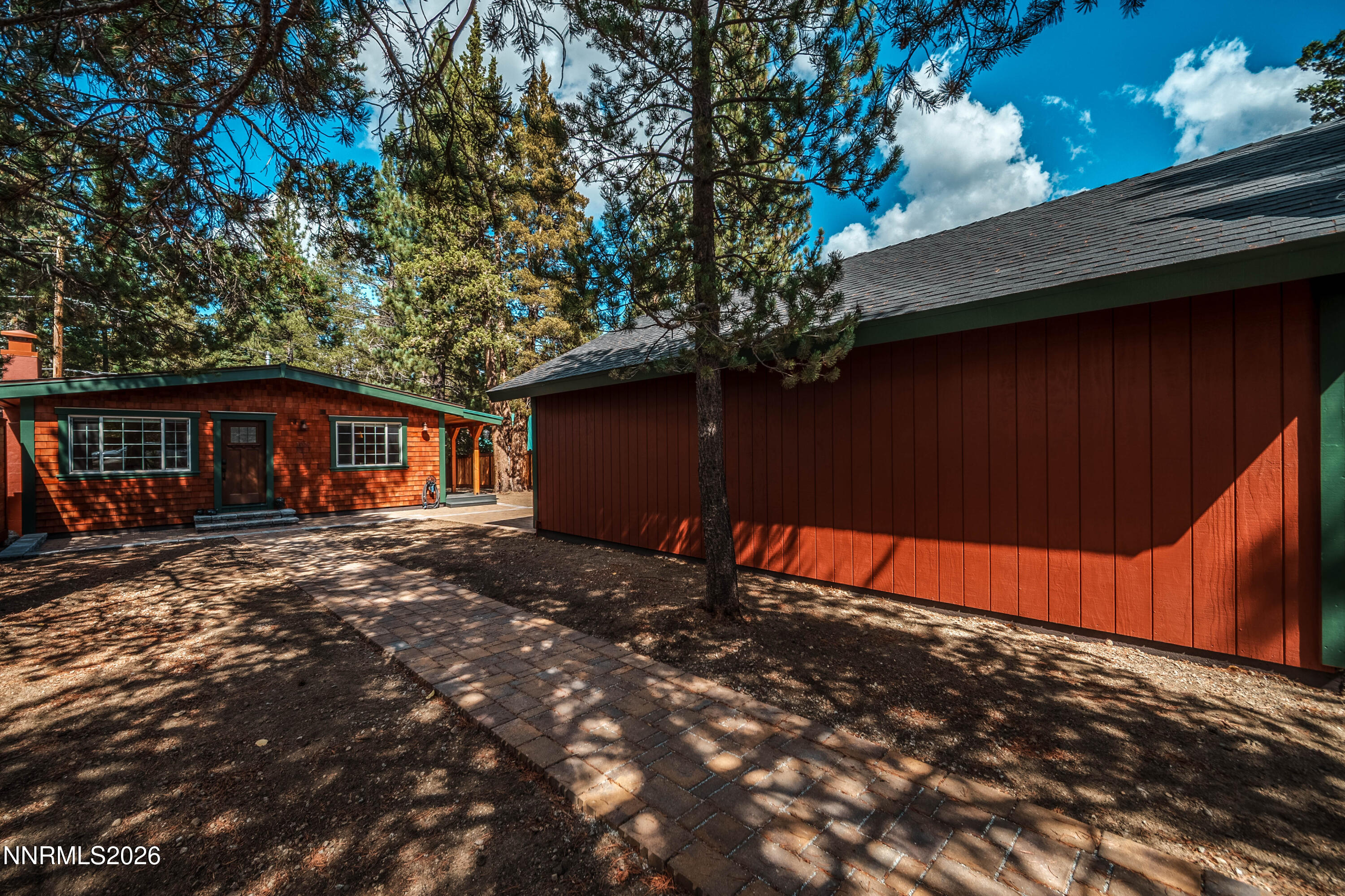 1057 Mohawk Street Property Photo 25