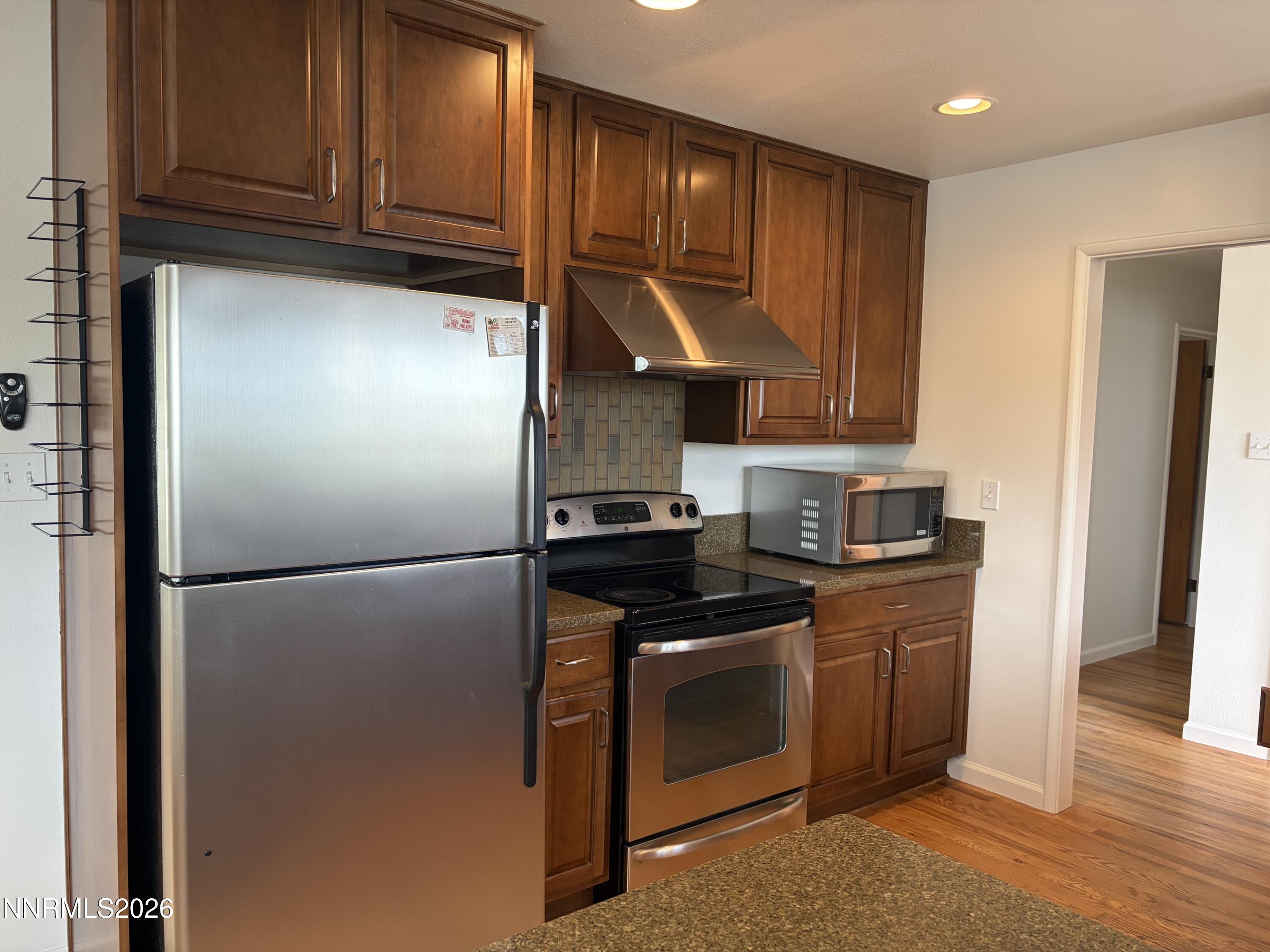 2315 Brisbane Avenue Property Photo 9