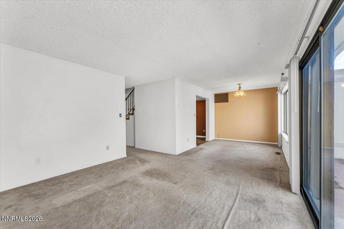 1291 Rayburn Drive Property Photo 9