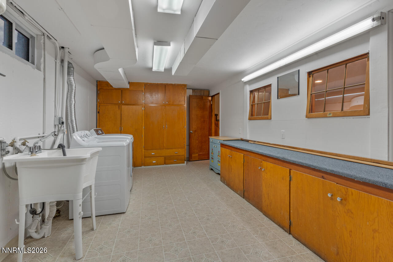 201 Sunnyside Drive Property Photo 13
