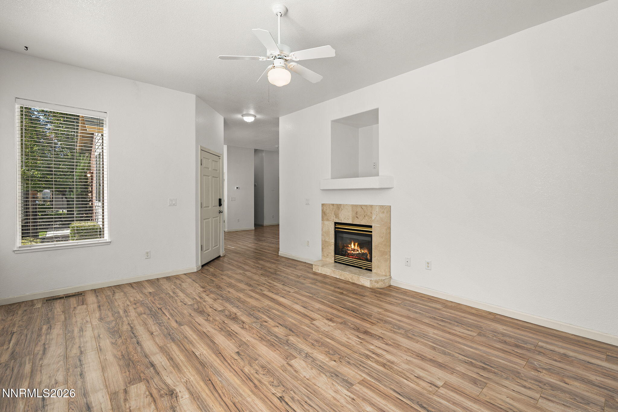5658 Hunting Creek Way Property Photo 8