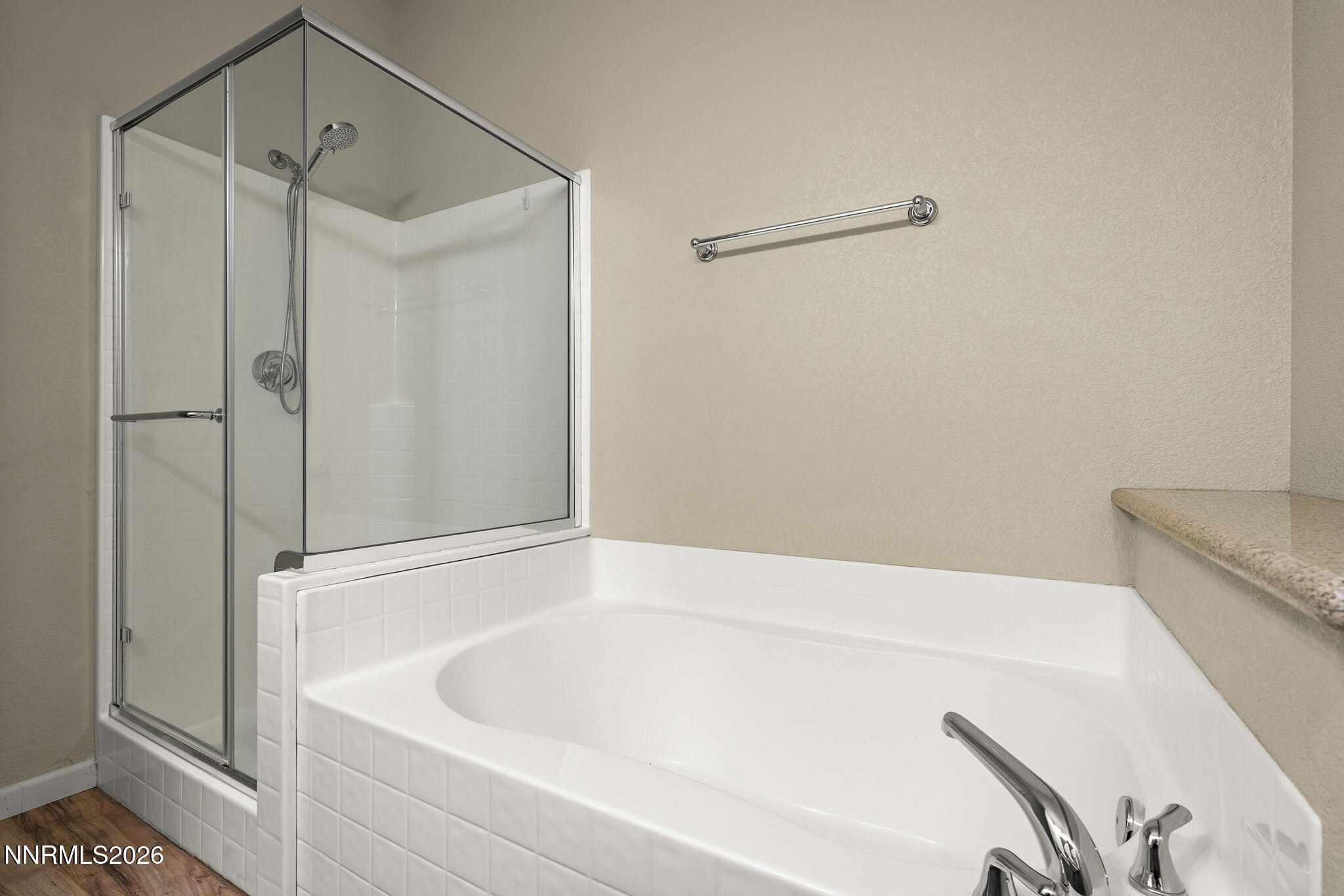 5658 Hunting Creek Way Property Photo 23